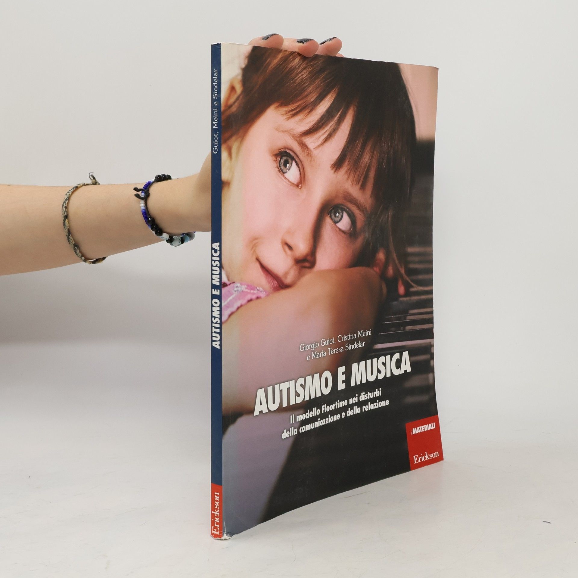 Maria Teresa Sindelar Autismo e musica. Il modello Floortime nei disturbi della comunicazione e della relazione. Con CD Audio