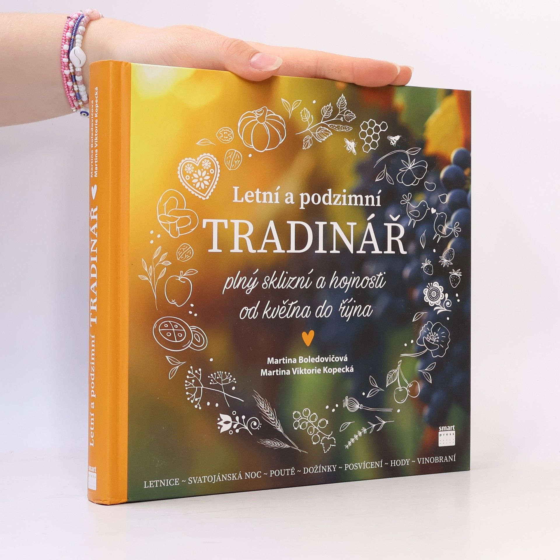 Martina Viktorie Kopecká Letní a podzimní Tradinář Plný sklizní a hojnosti od května do října