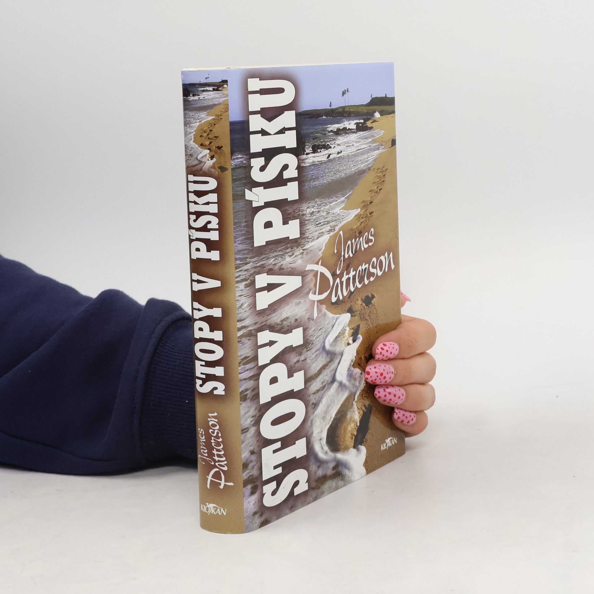 James Patterson Stopy v písku