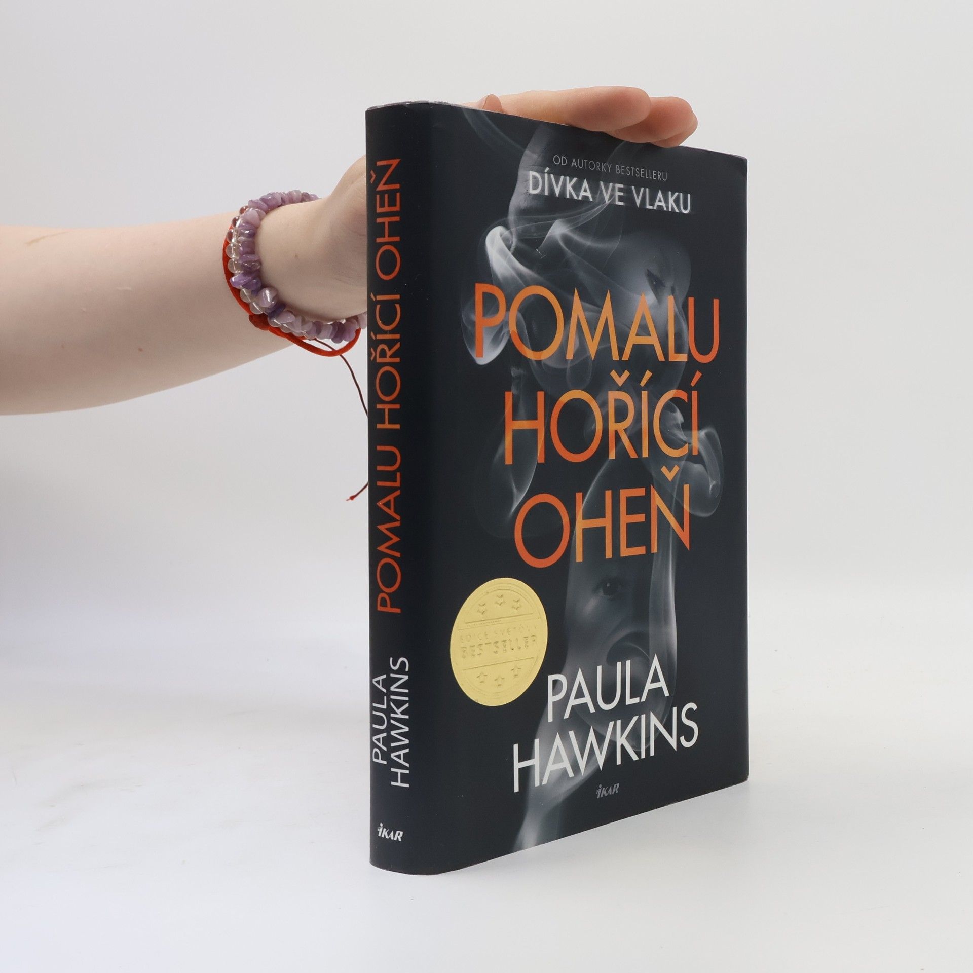 Paula Hawkinsová Pomalu hořící oheň
