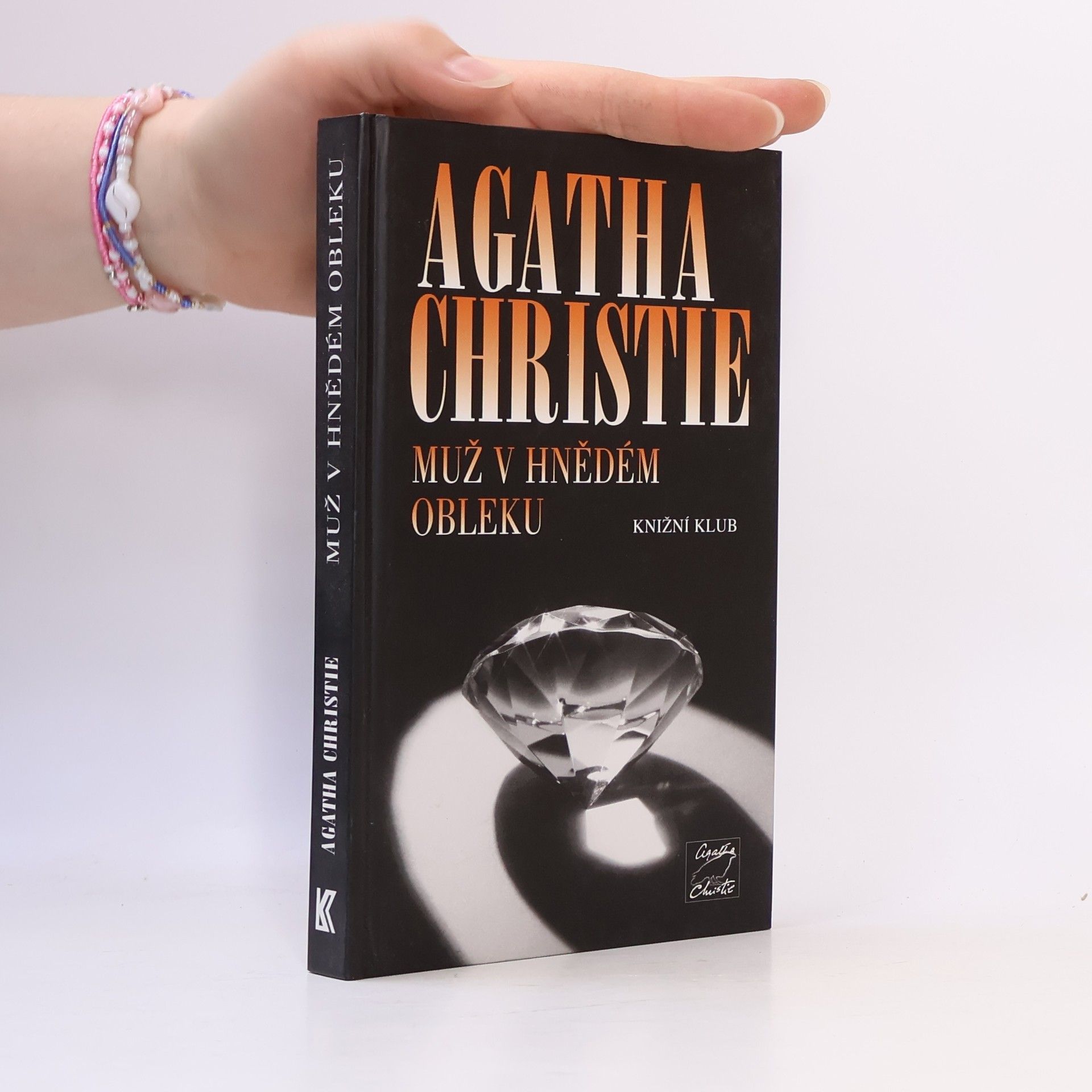 Agatha Christie Muž v hnědém obleku