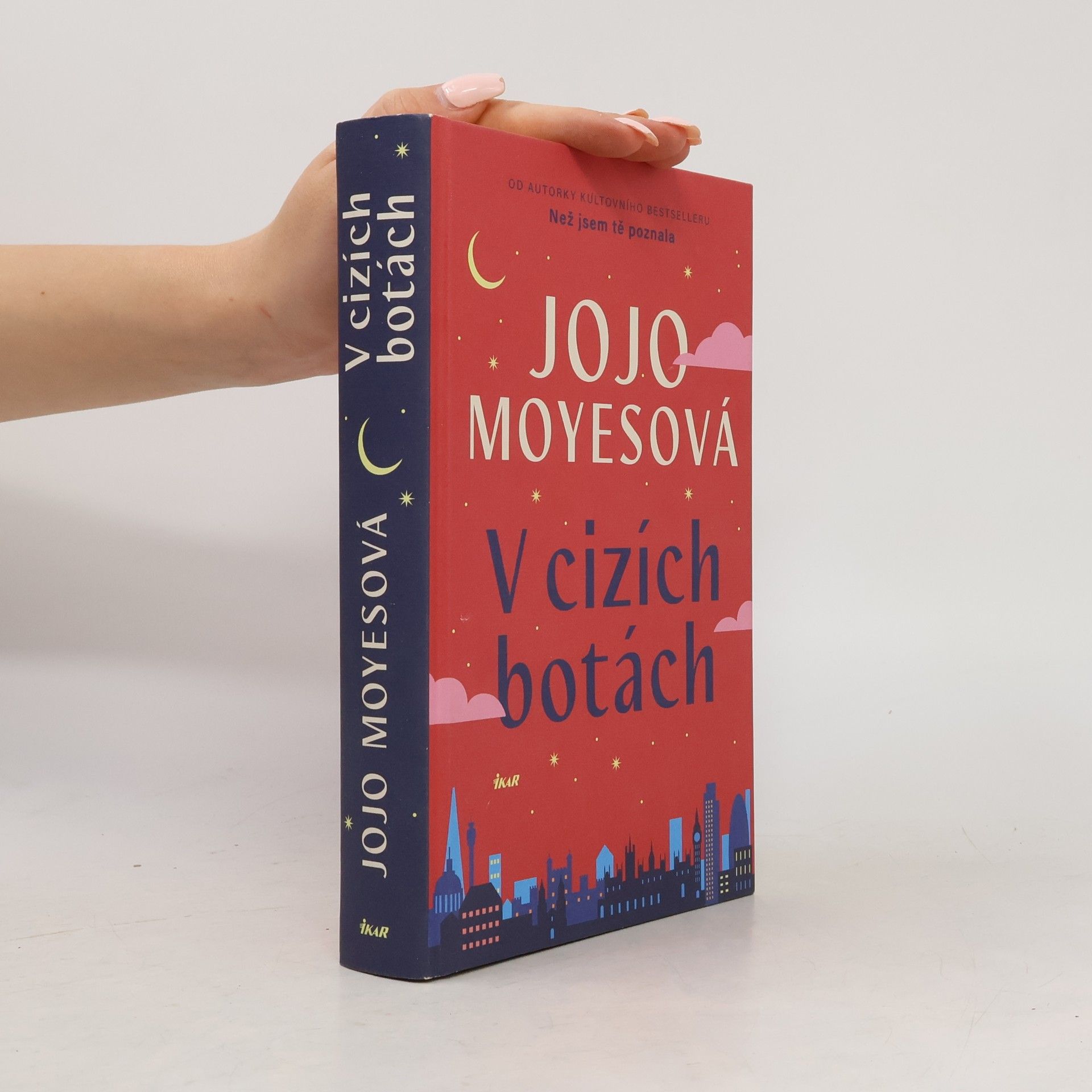 Jojo Moyes V cizích botách