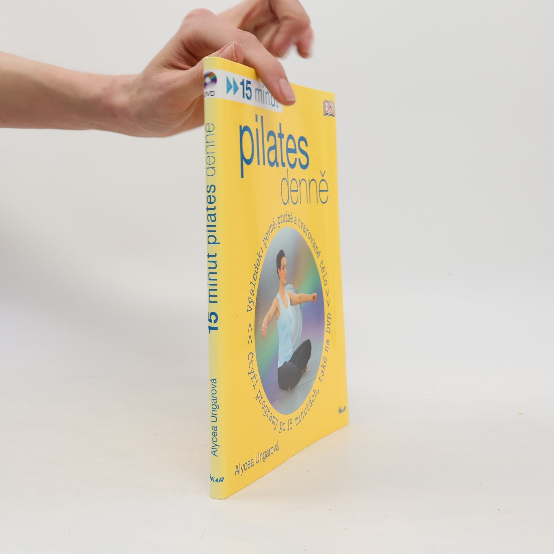 Alycea Ungaro 15 minut pilates denně