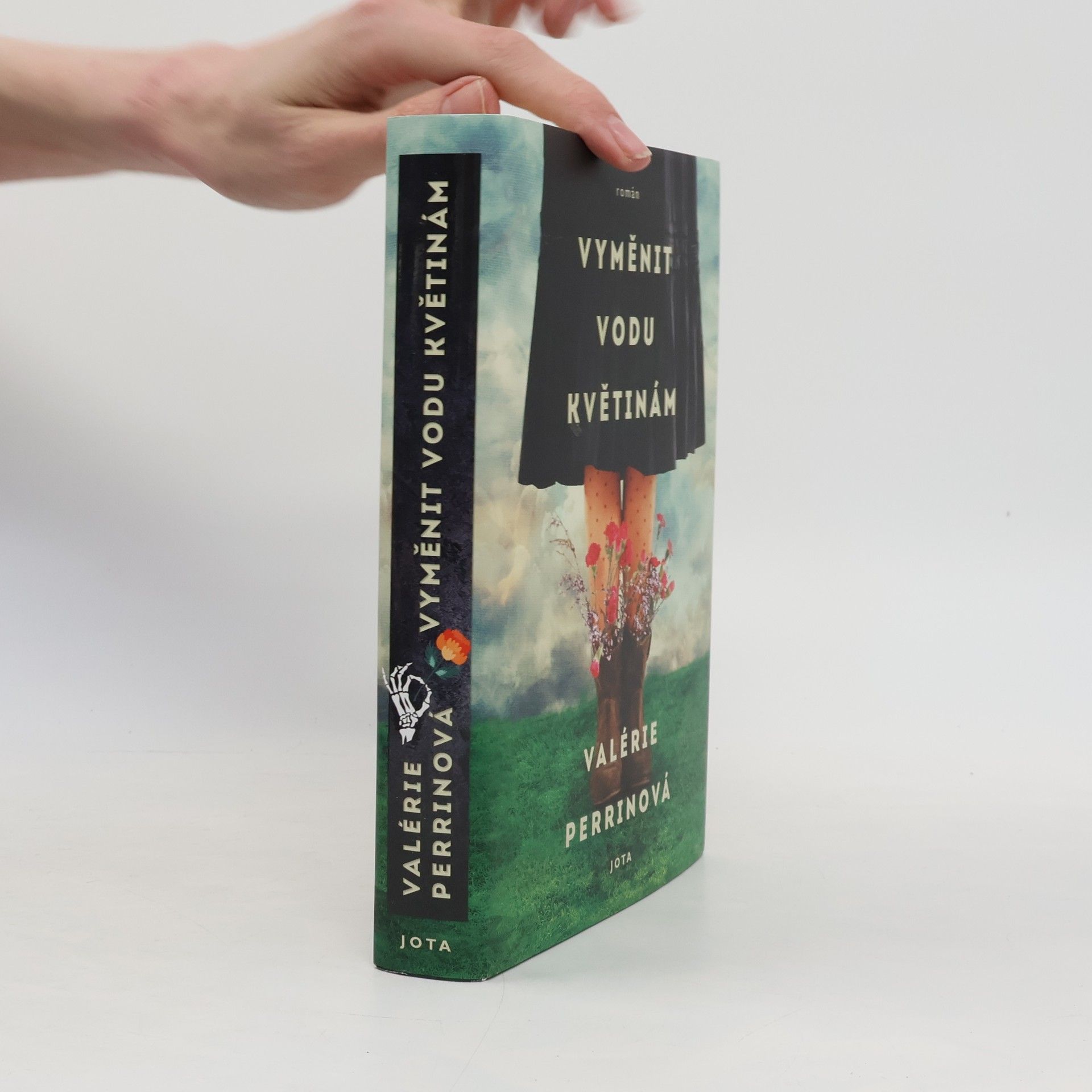 Valérie Perrin Vyměnit vodu květinám
