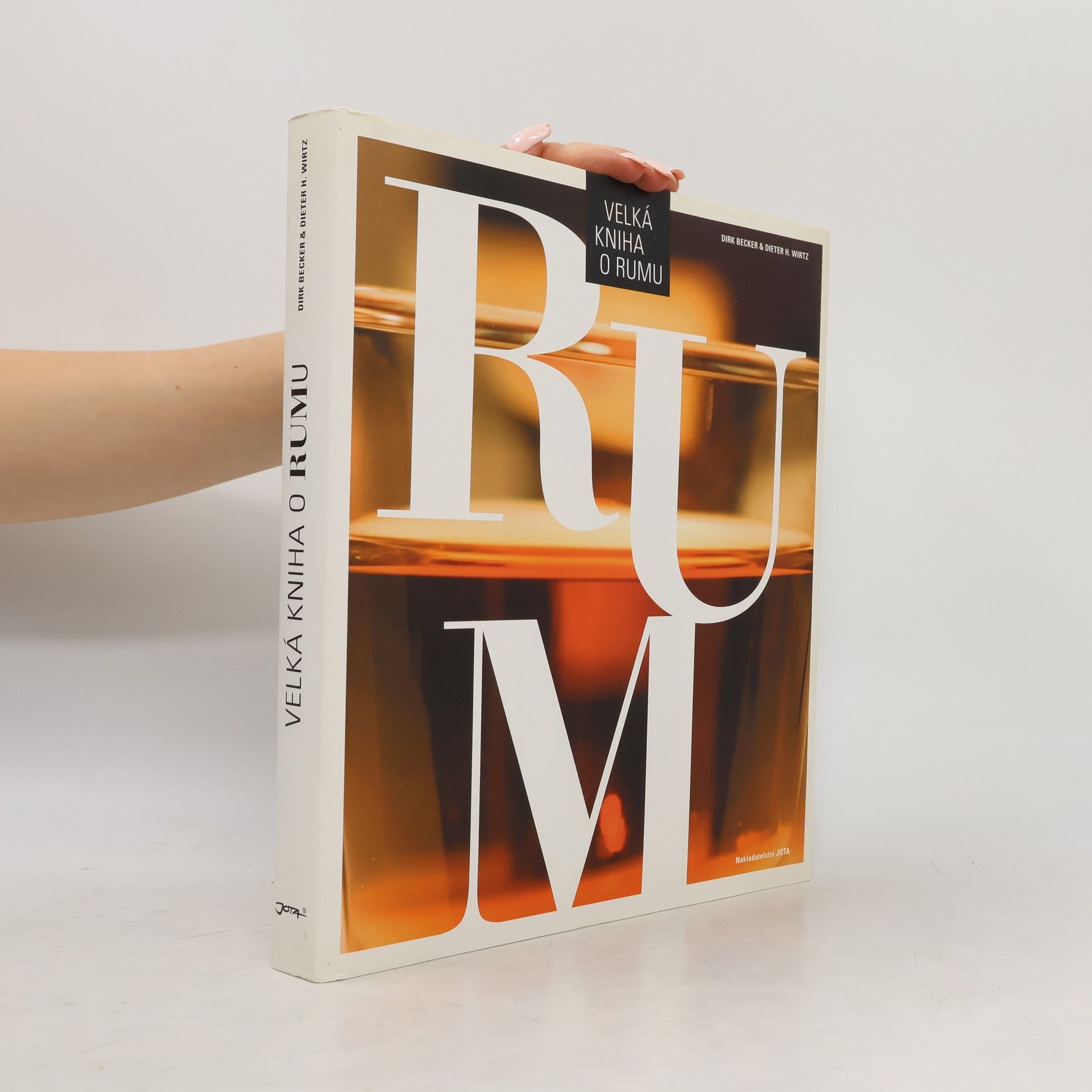 Dirk Becker Velká kniha o rumu