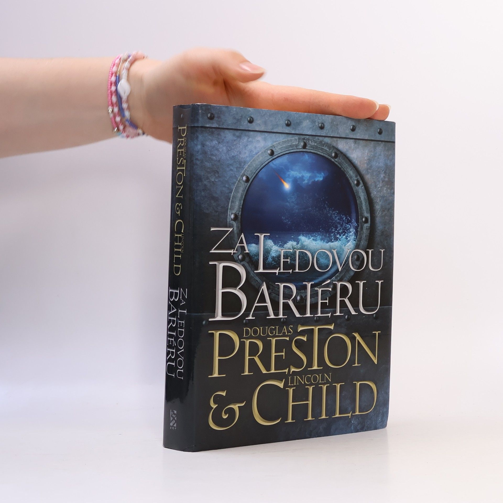 Douglas J. Preston Za ledovou bariéru