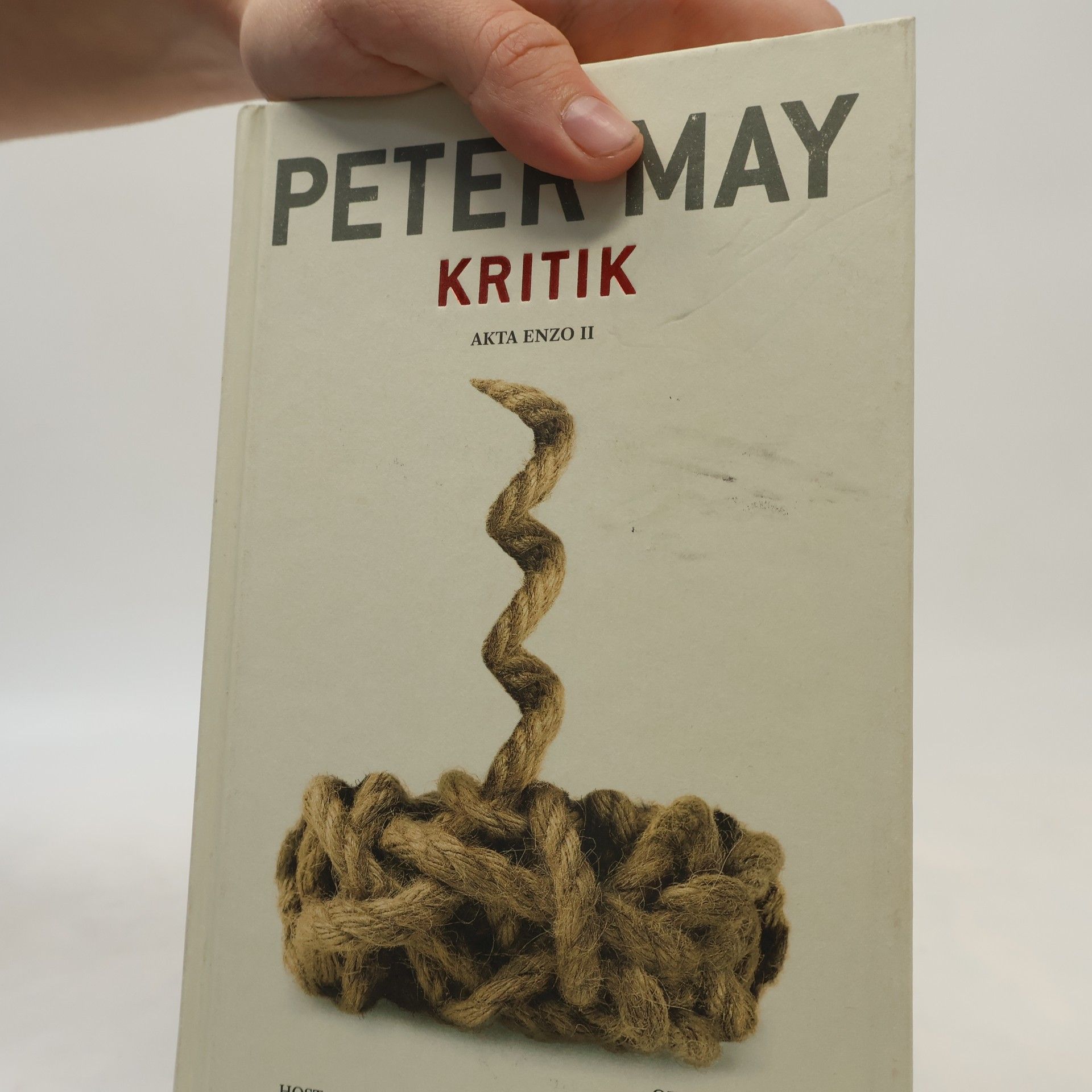 Peter May Kritik