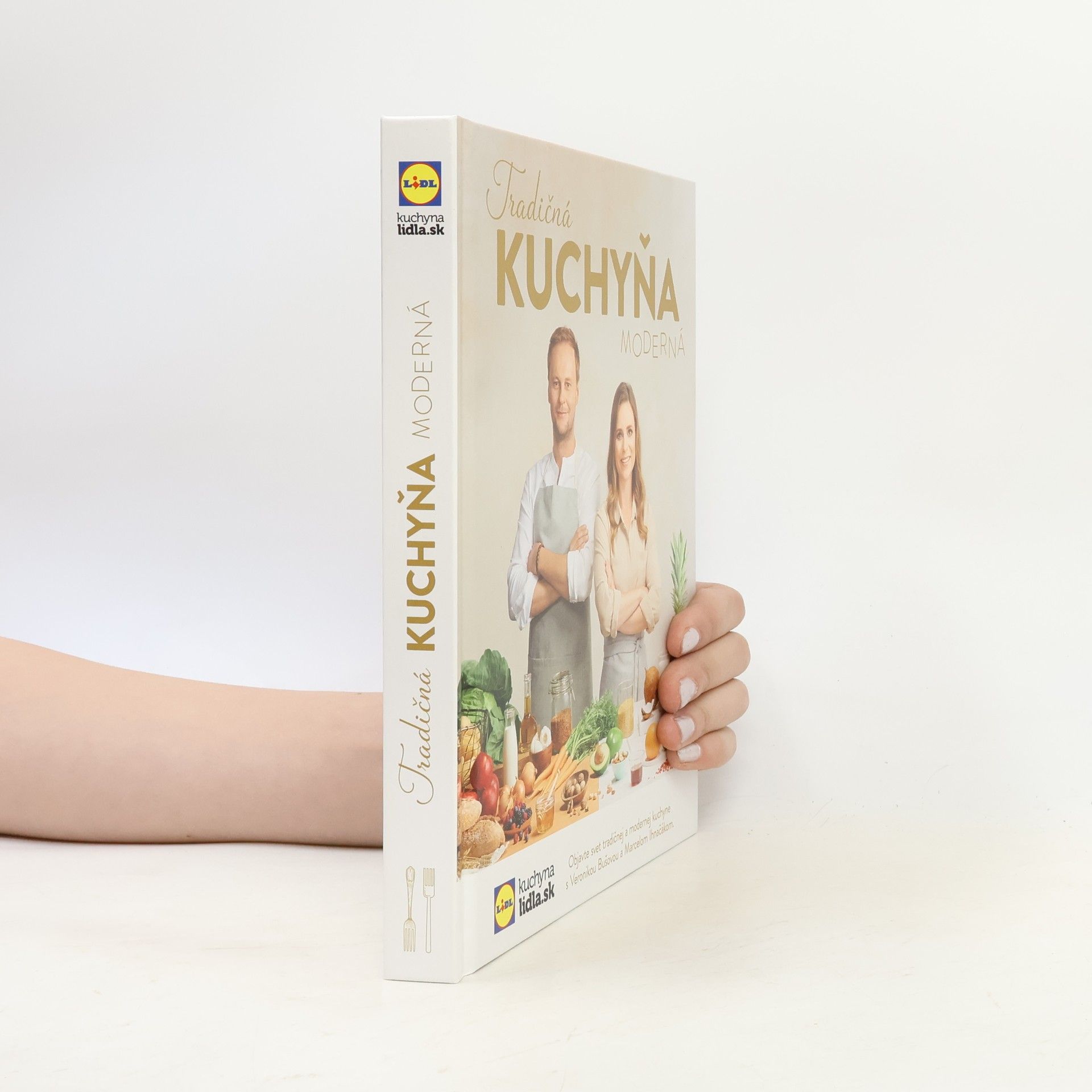 Veronika Bušová Tradičná kuchyňa moderná