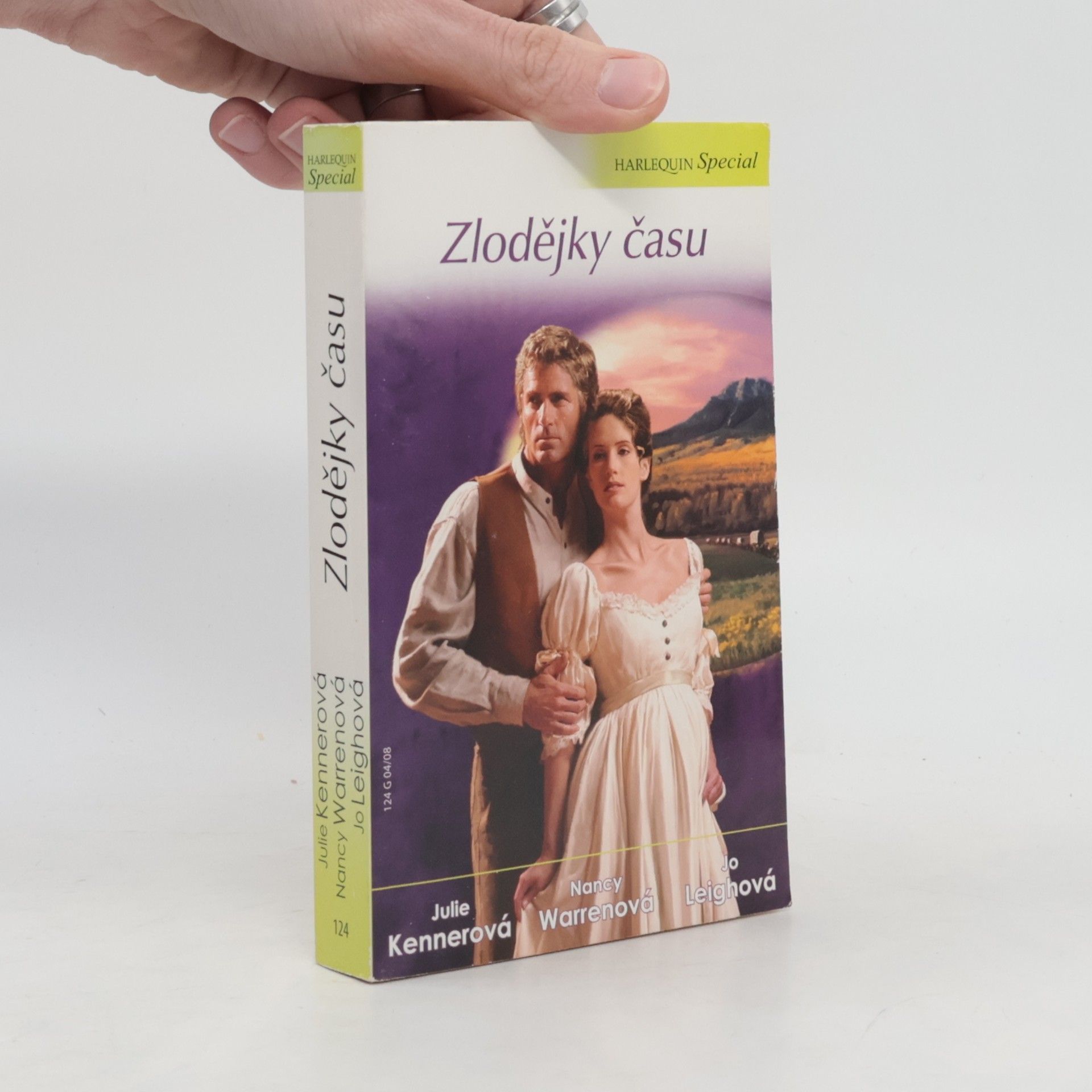 Zlodějky času. Dívka bez zábran. Prodaná snoubenka. Románek na celý život