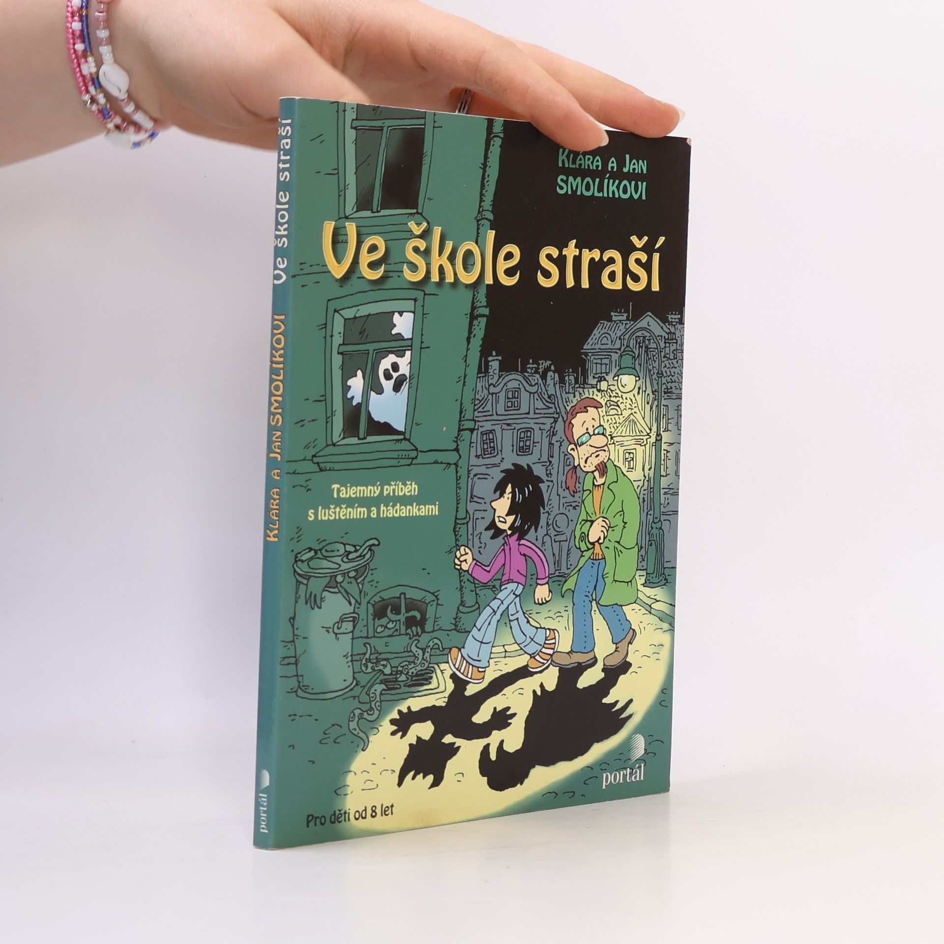 Klára Smolíková Ve škole straší