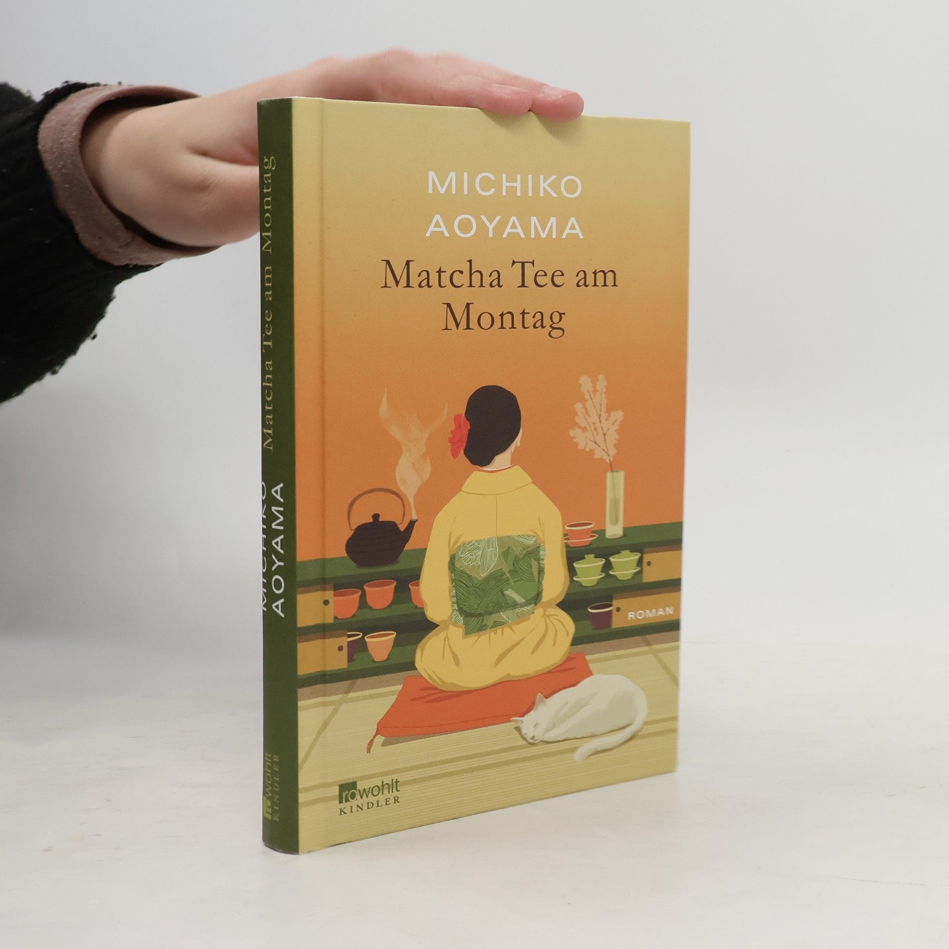 Michiko Aoyama Matcha Tee am Montag