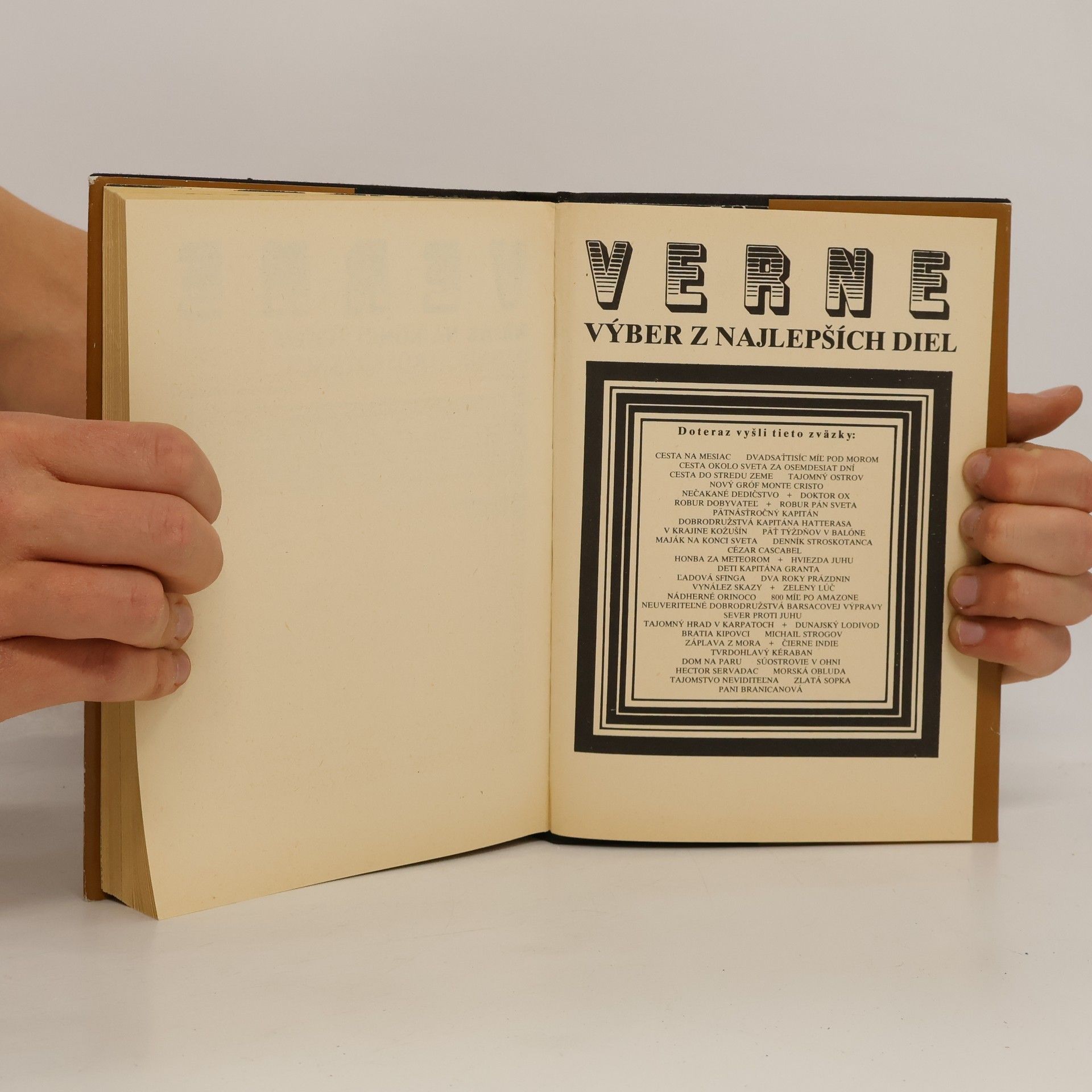 Jules Verne Maják na konci sveta. Denník stroskotanca