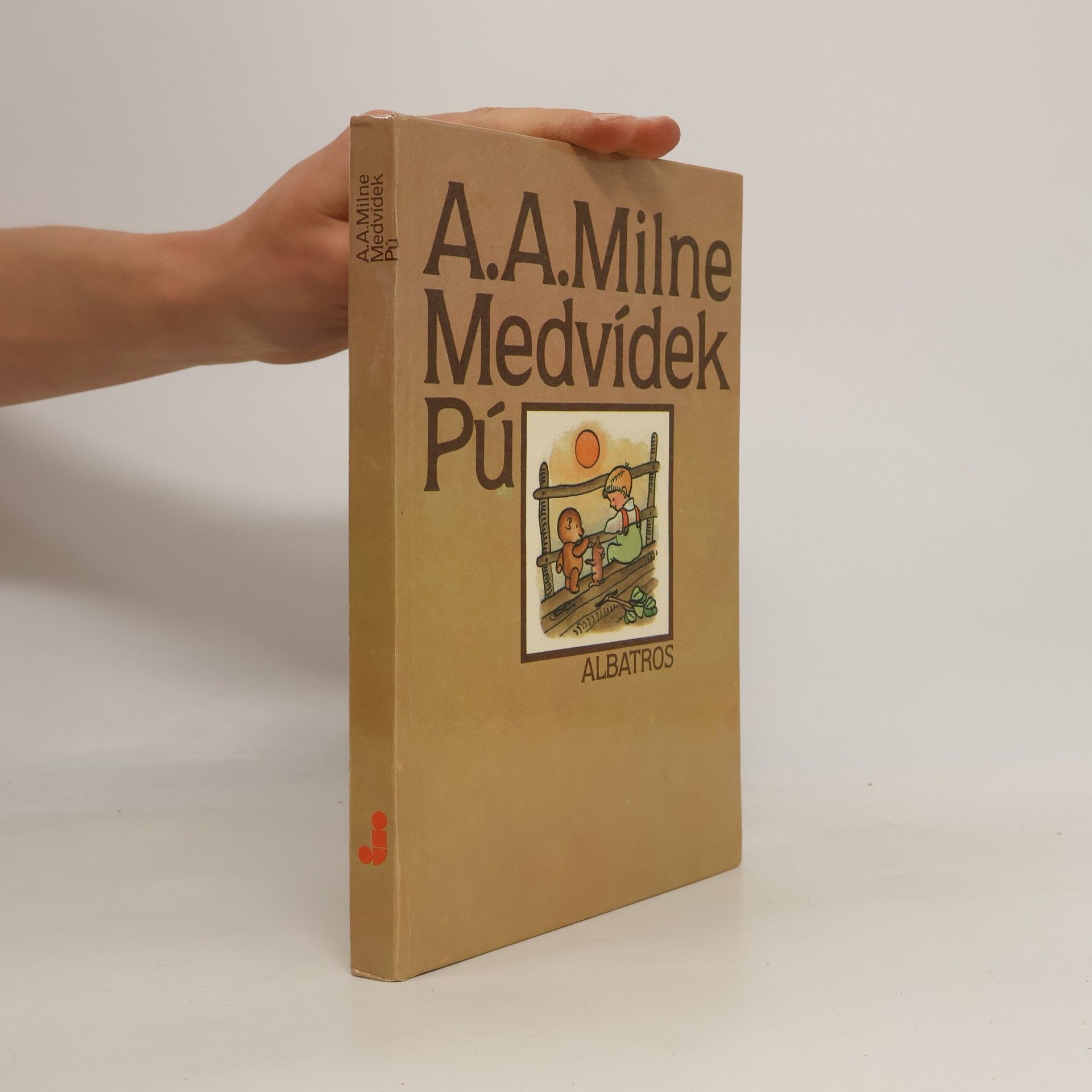 Alan Alexander Milne Medvídek Pú