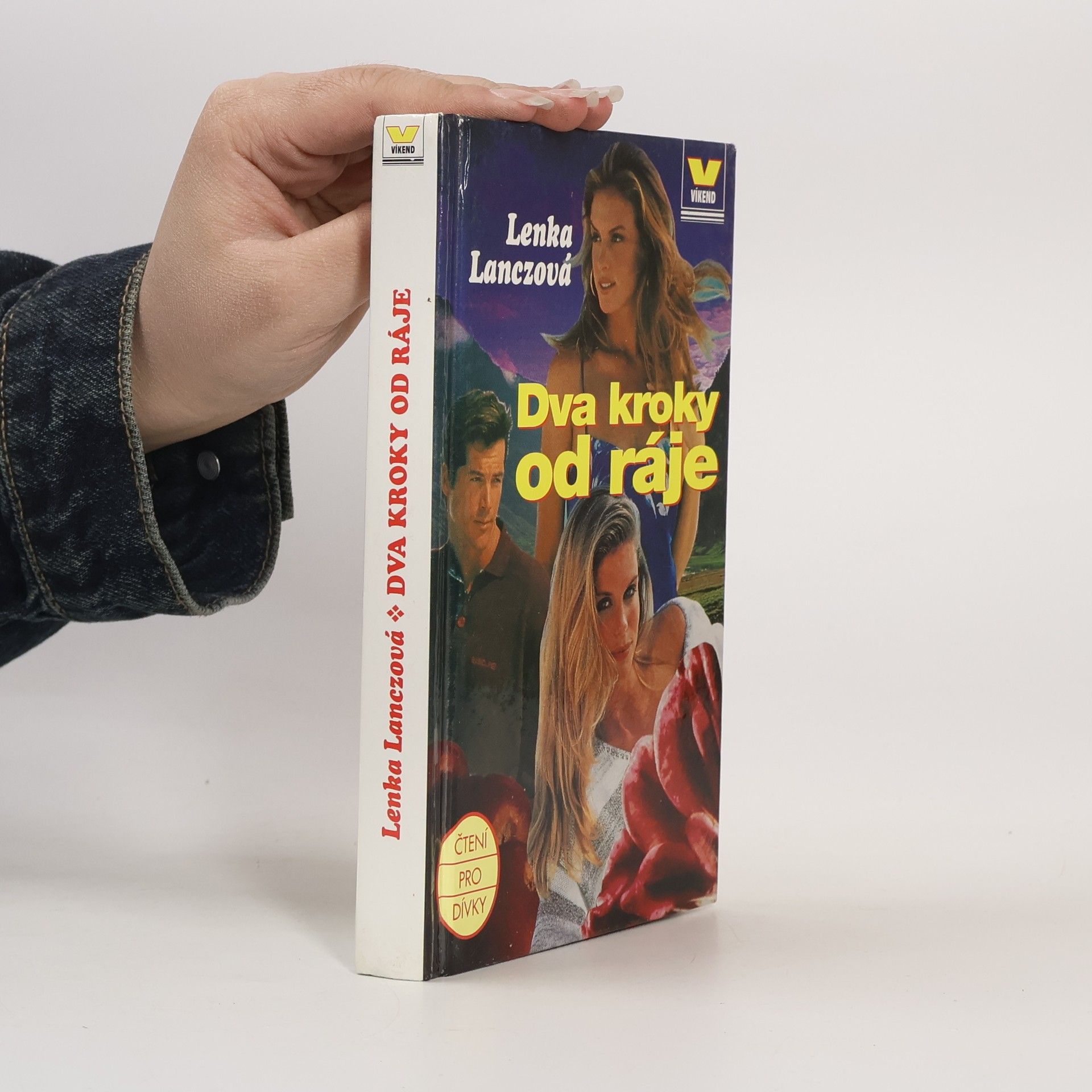 Lenka Lanczová Dva kroky od ráje