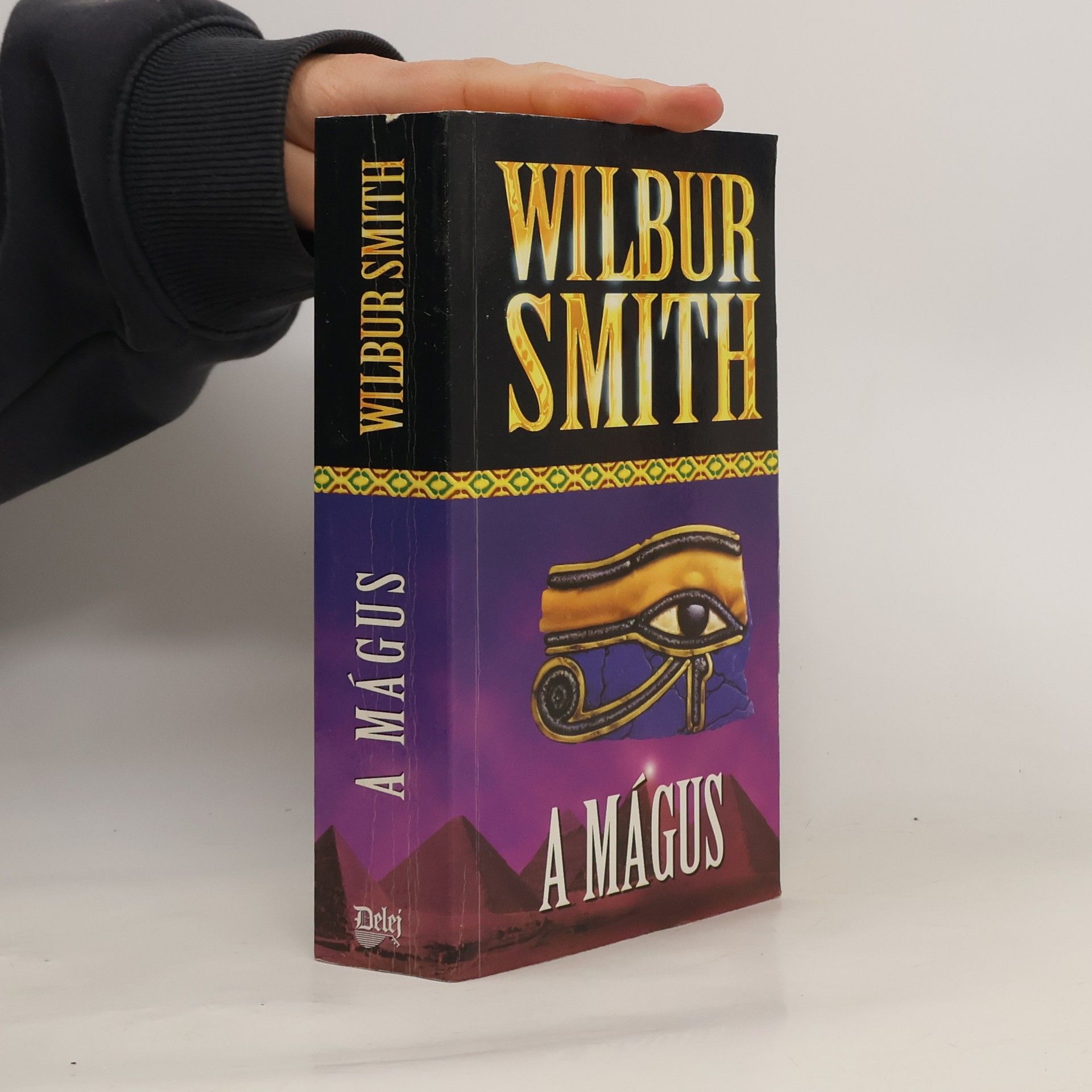 Wilbur A. Smith A mágus