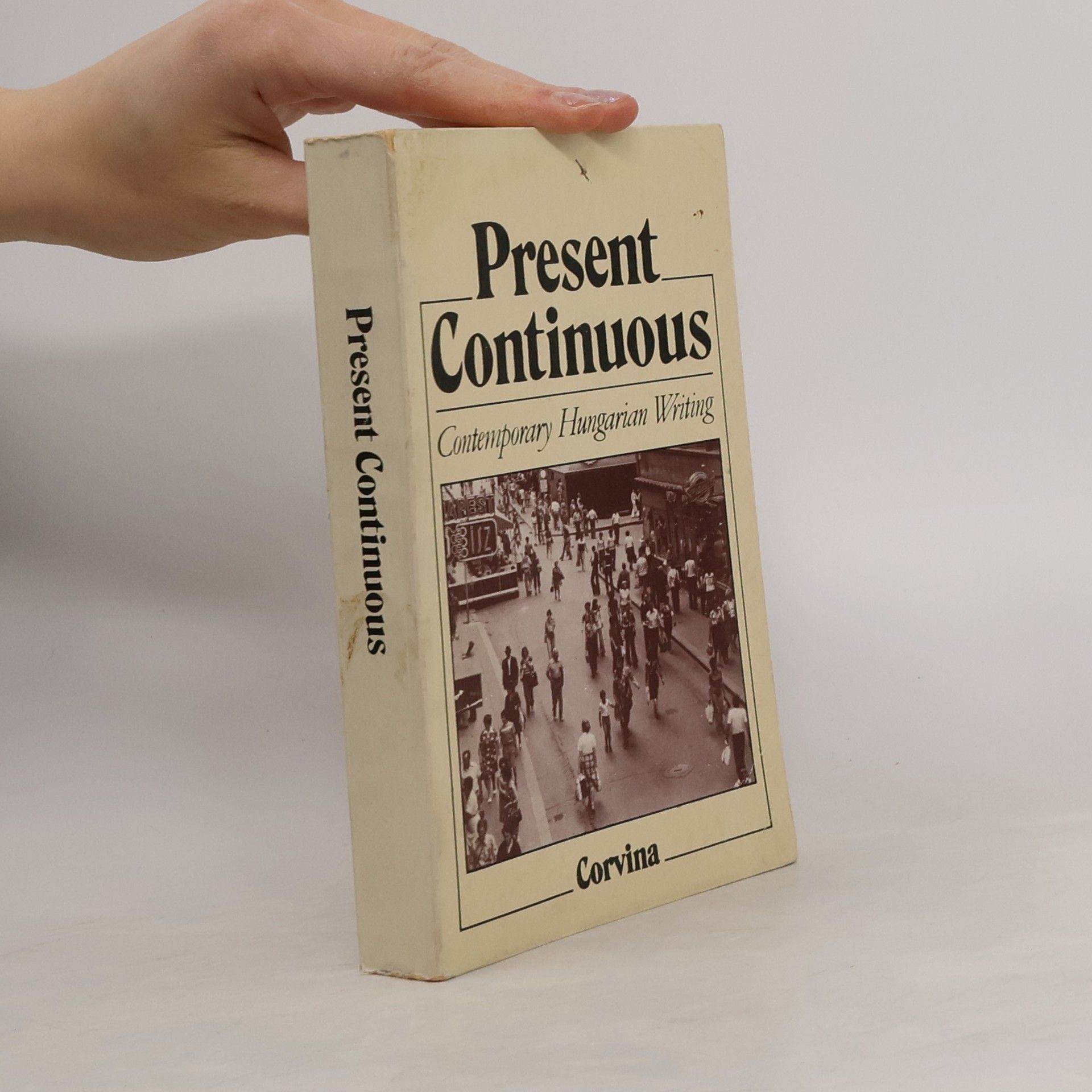 István Bart Present Continuous
