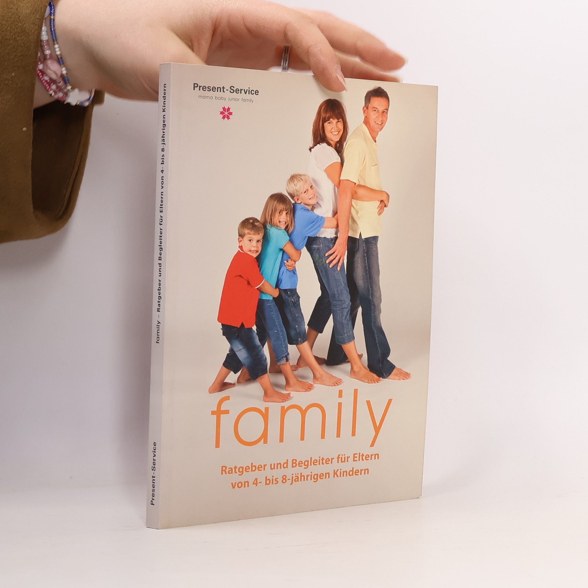 kolektiv Family