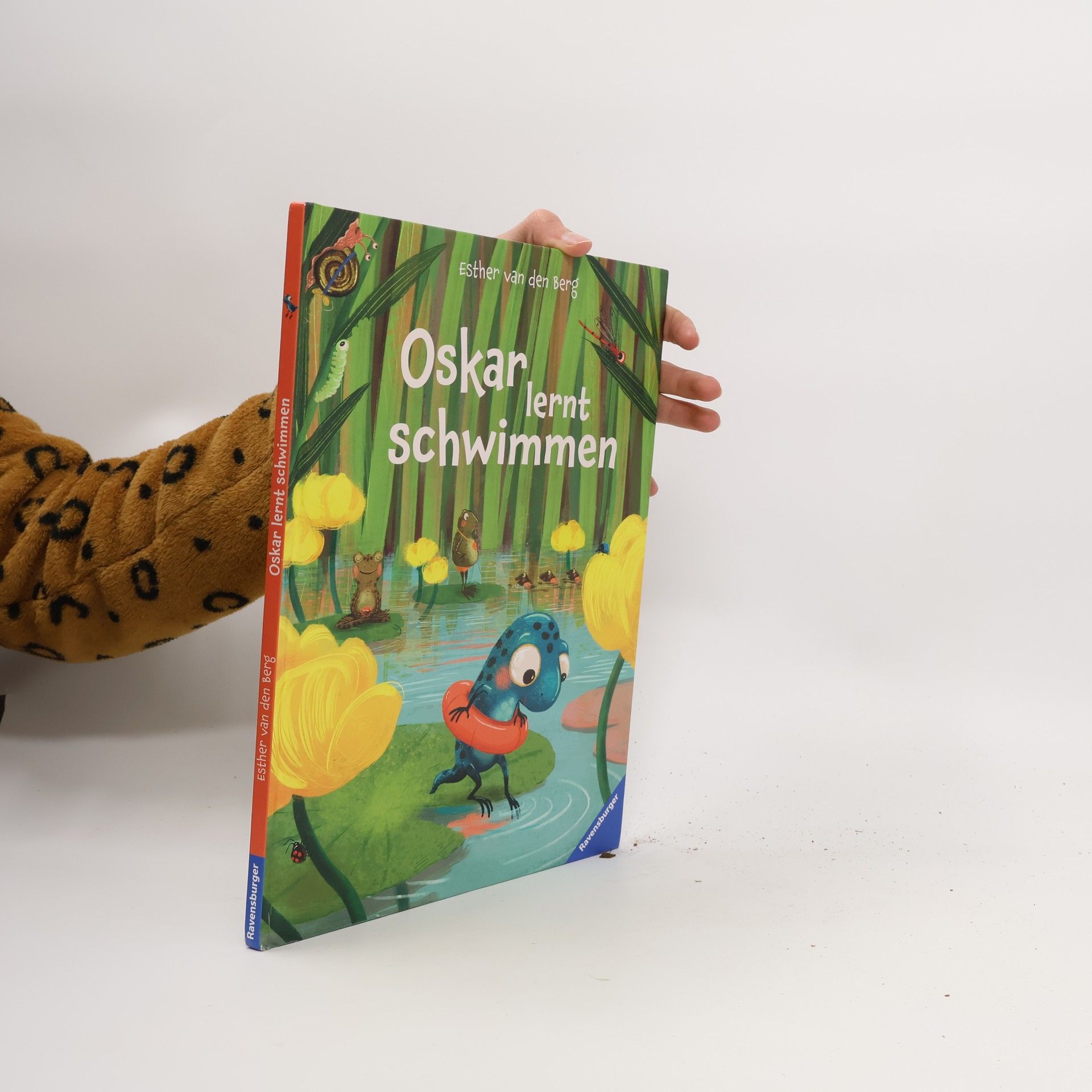 Esther Berg-Chan Oskar lernt schwimmen
