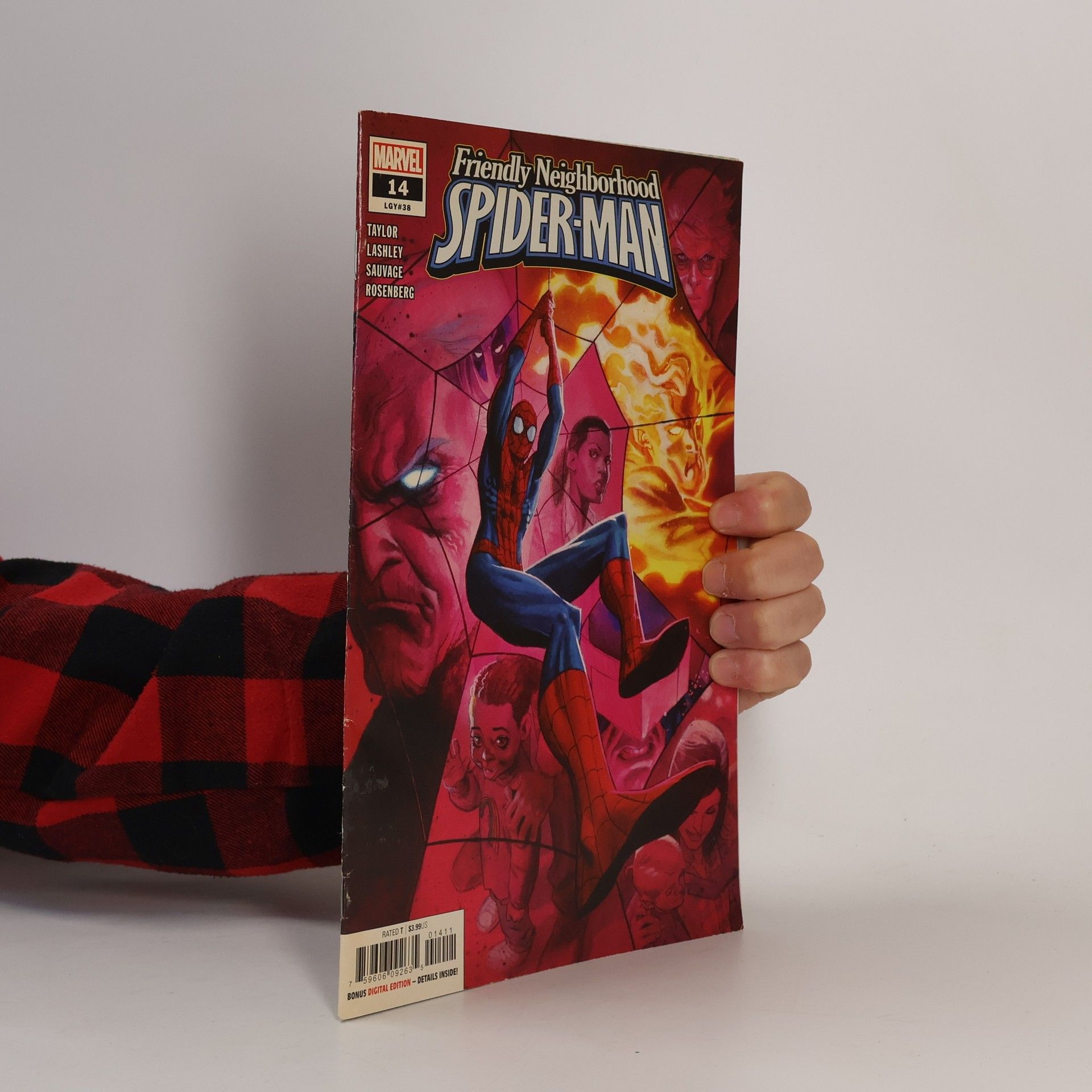 Autores varios Friendly Neighborhood Spider-Man 14