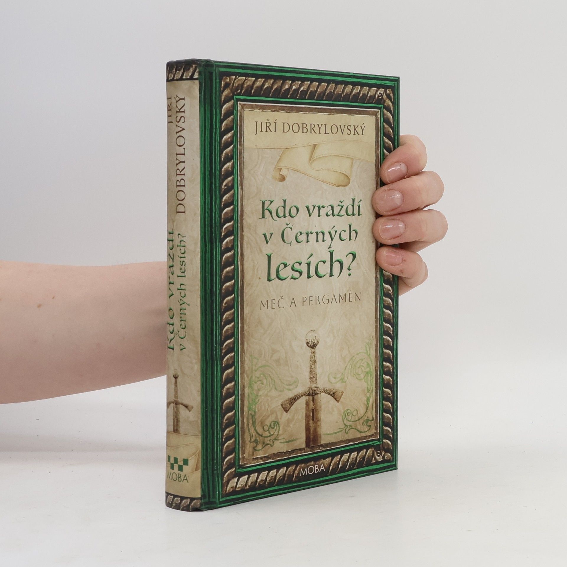 Jiří Dobrylovský Kdo vraždí v Černých lesích?