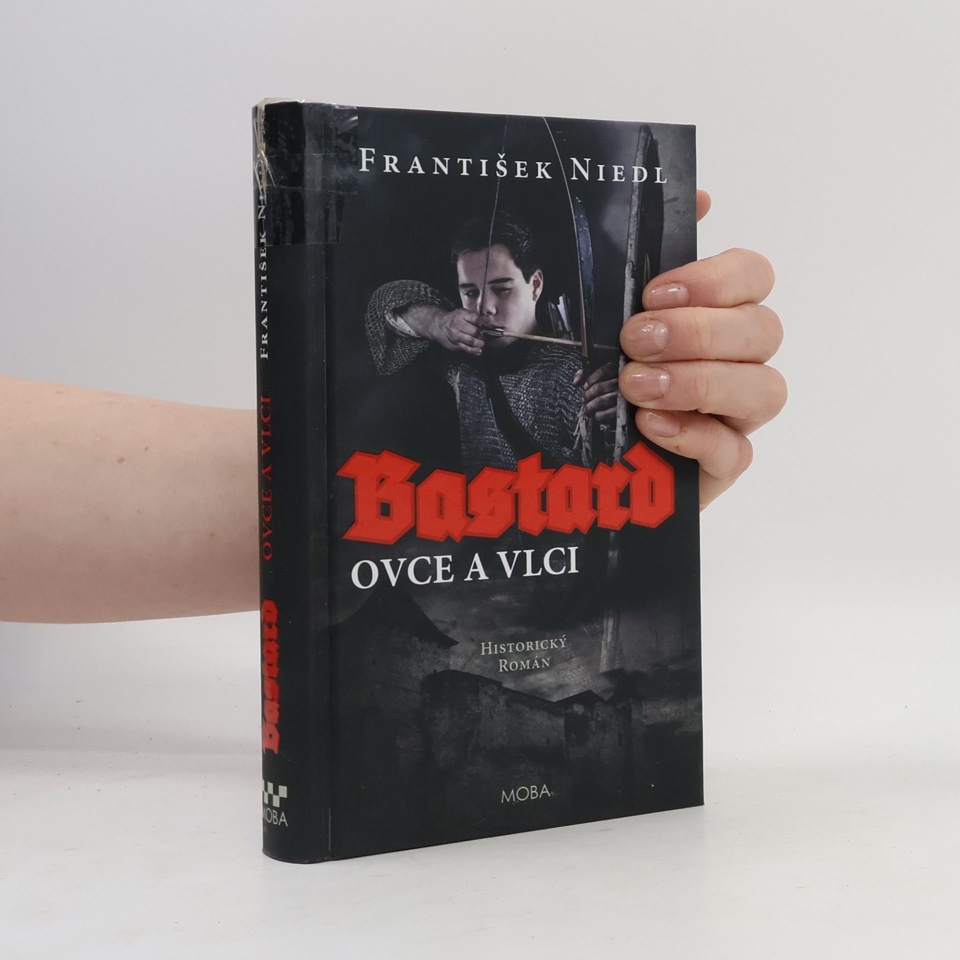 Bastard. Ovce a vlci