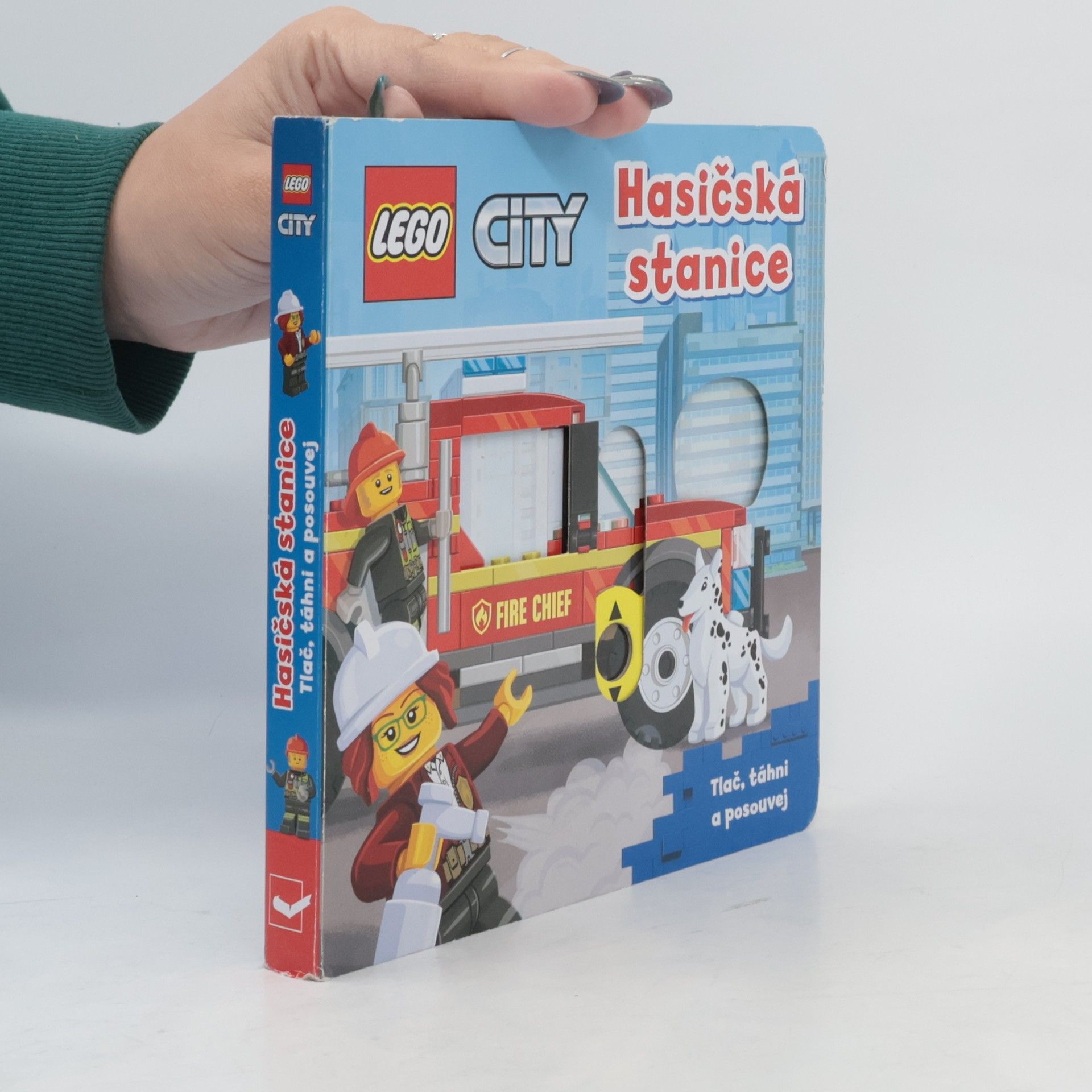 Tomáš Pokorný LEGO city. Hasičská stanice