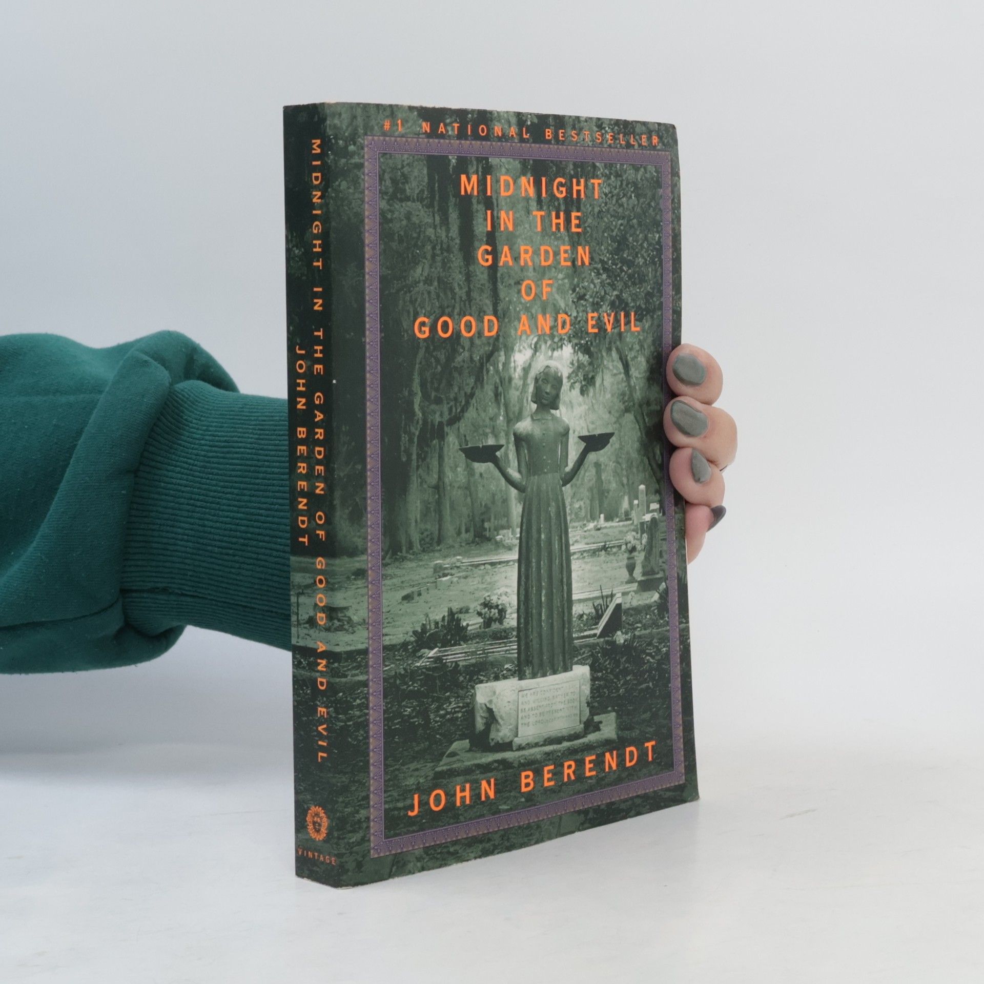 John Berendt Midnight in the garden of good and evil. A Savannah story