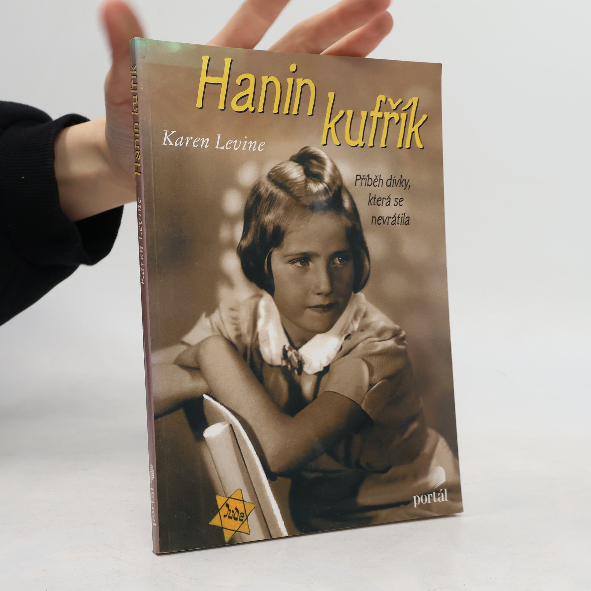 Hanin kufřík. Příběh dívky, která se nevrátila