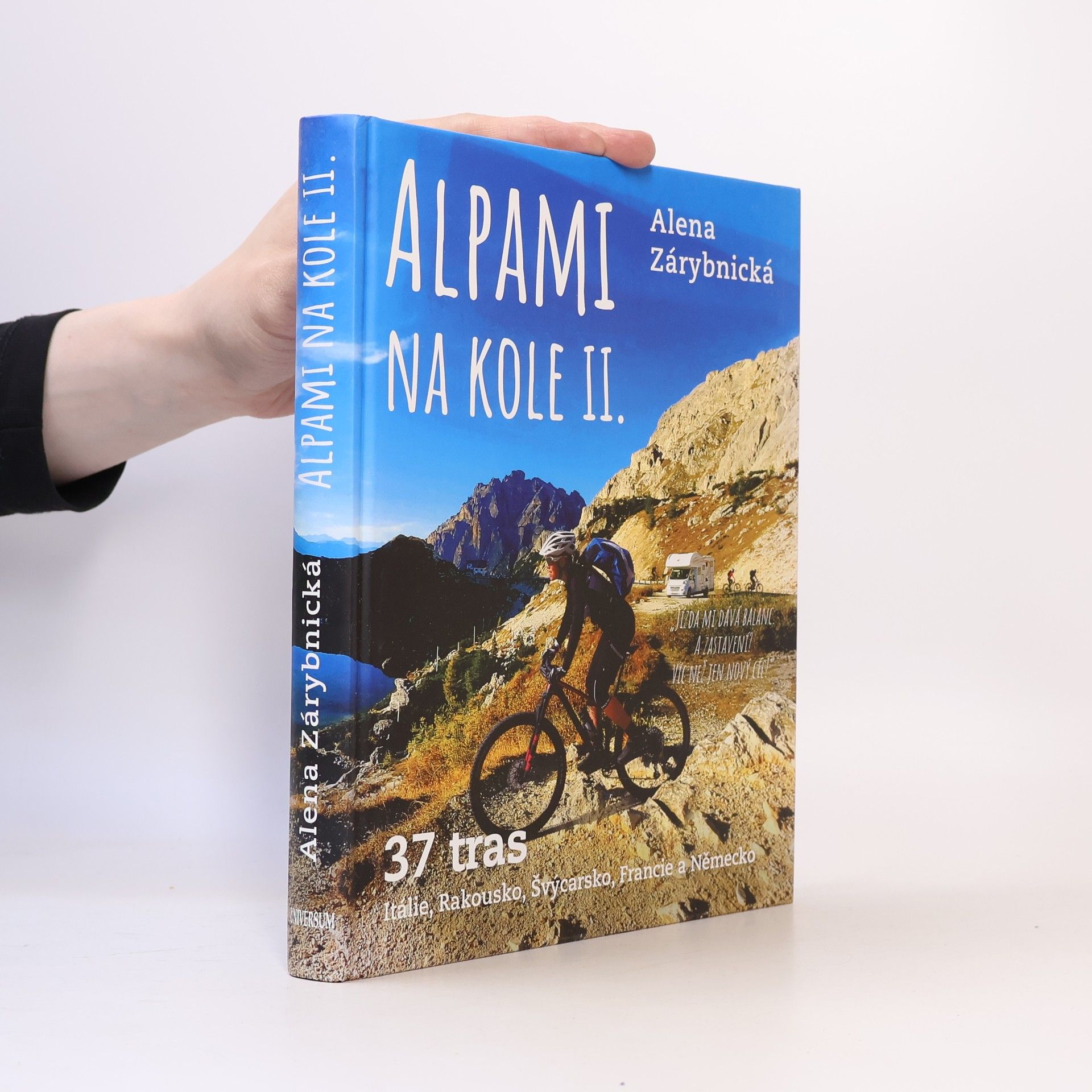 Alena Zárybnická Alpami na kole II.
