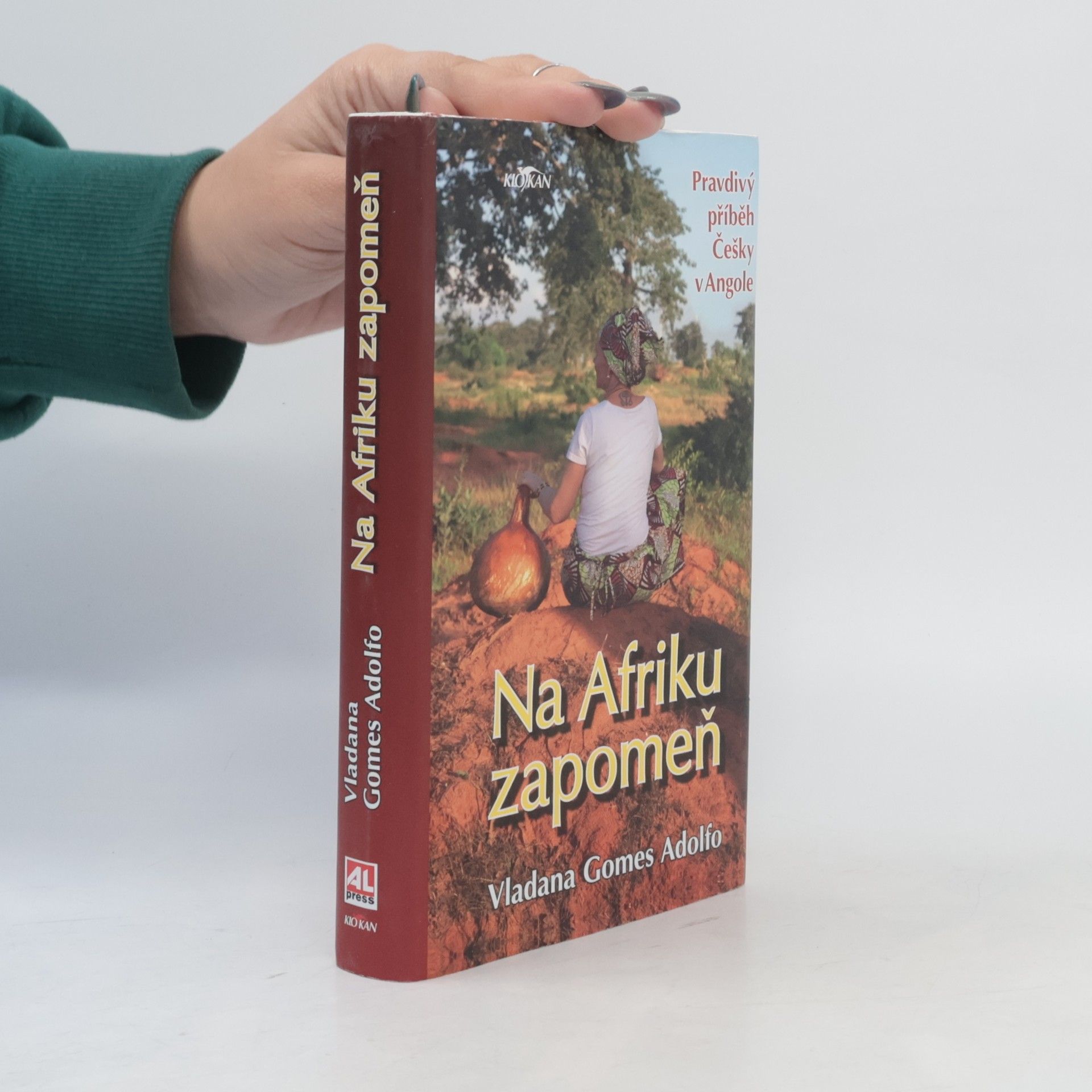 Vladana Gomes Adolfo Na Afriku zapomeň. Pravdivý příběh Češky v Angole