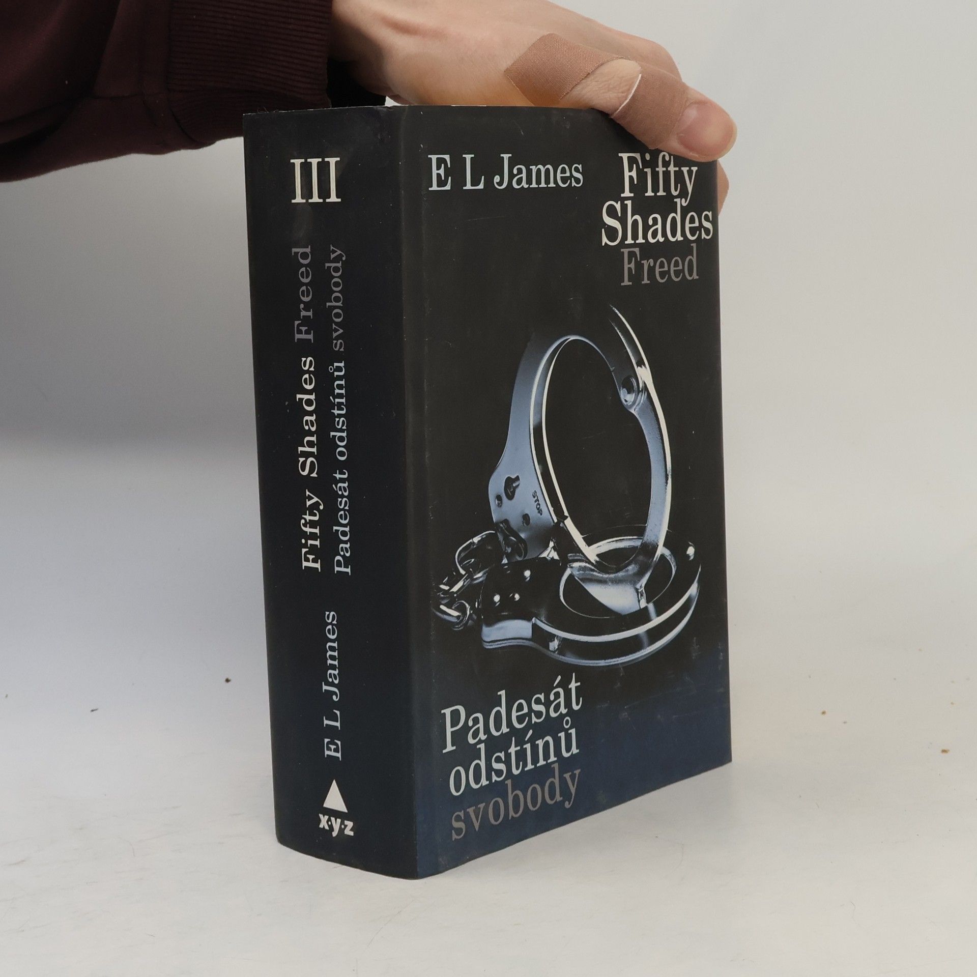 E L James Padesát odstínů svobody
