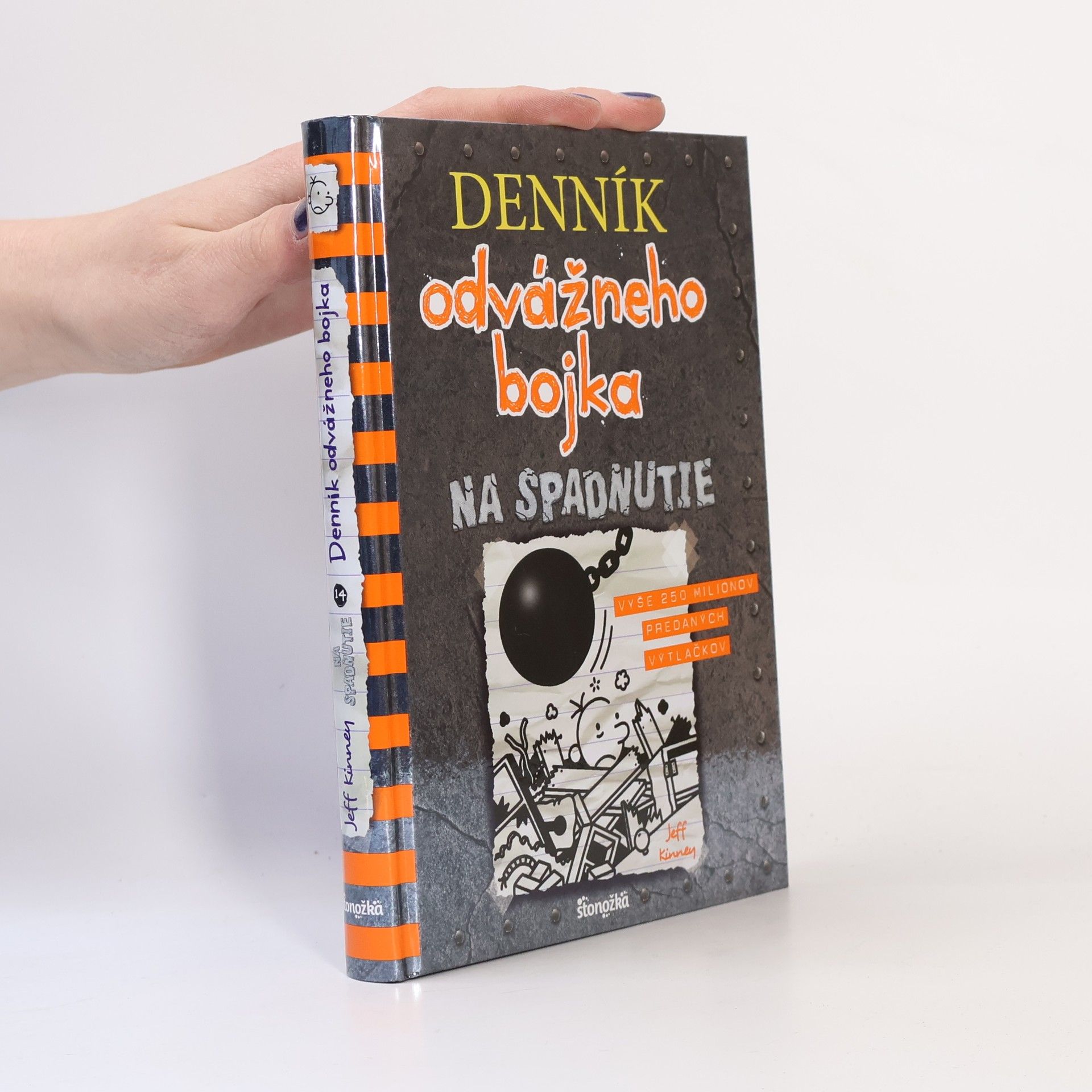 Jeff Kinney Denník odvážneho bojka 14. Na spadnutie