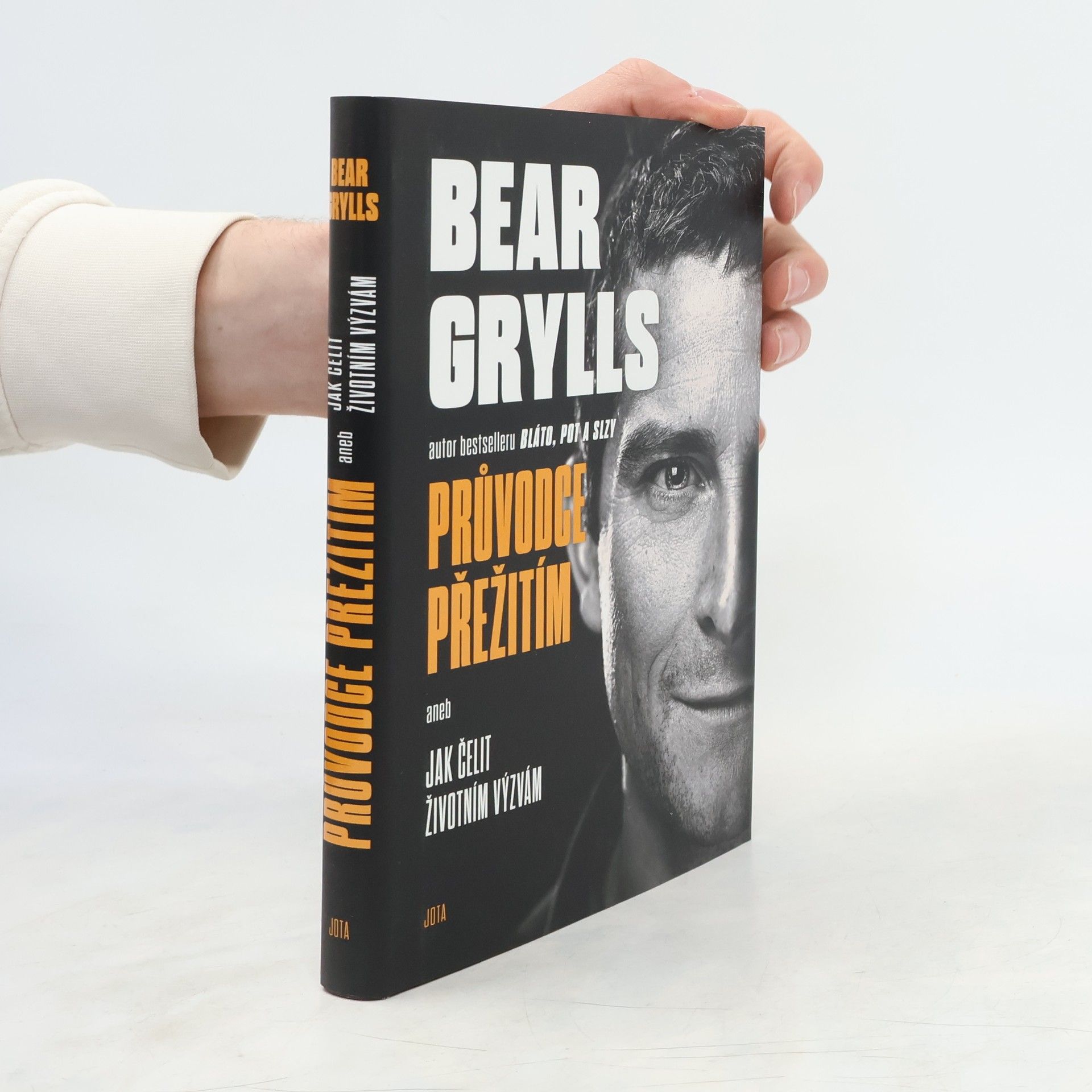 Bear Grylls Bear Grylls. Průvodce přežitím