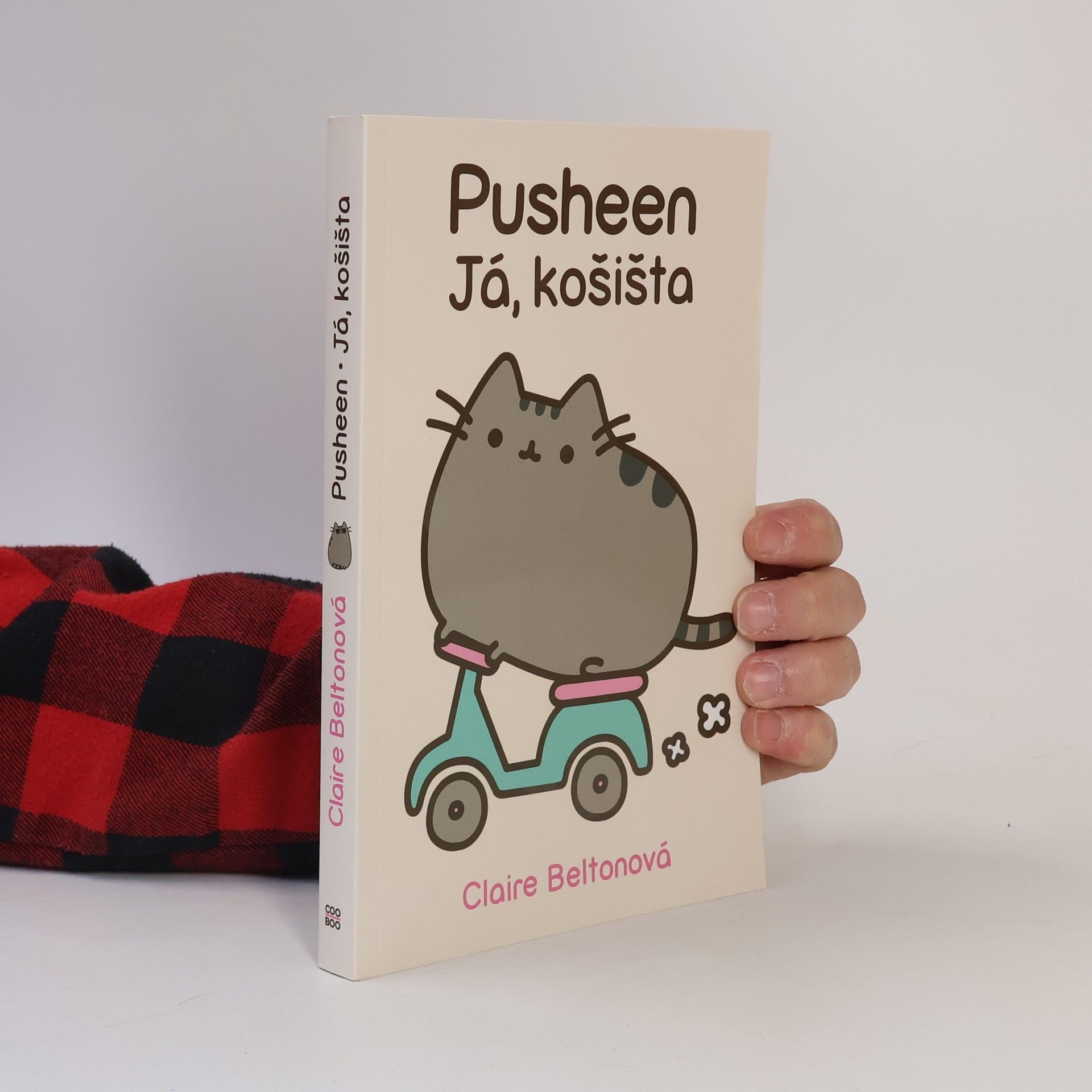 Claire Belton Pusheen : já, košišta