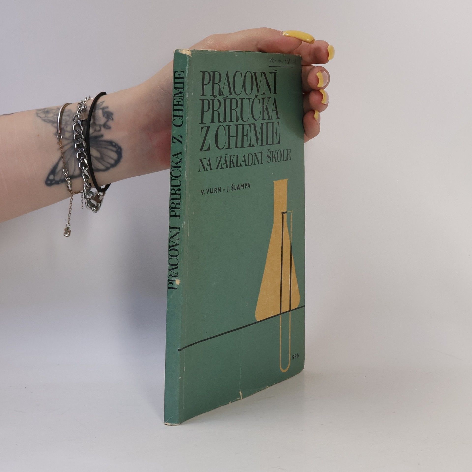 Jaroslav Šlampa Pracovní příručka z chemie