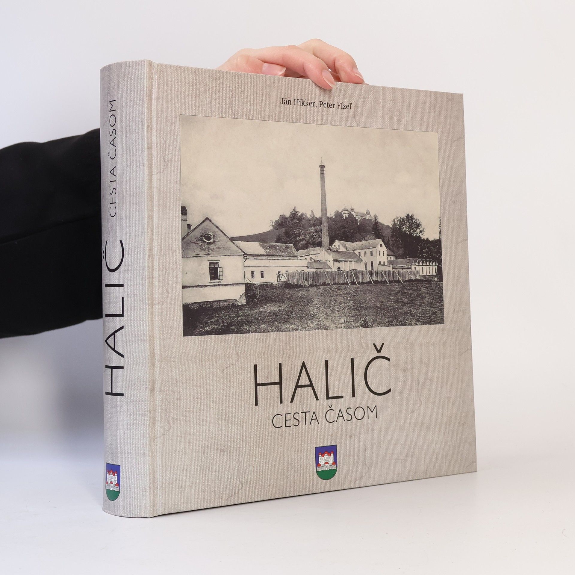 Ján Hikker Halič. Cesta časom