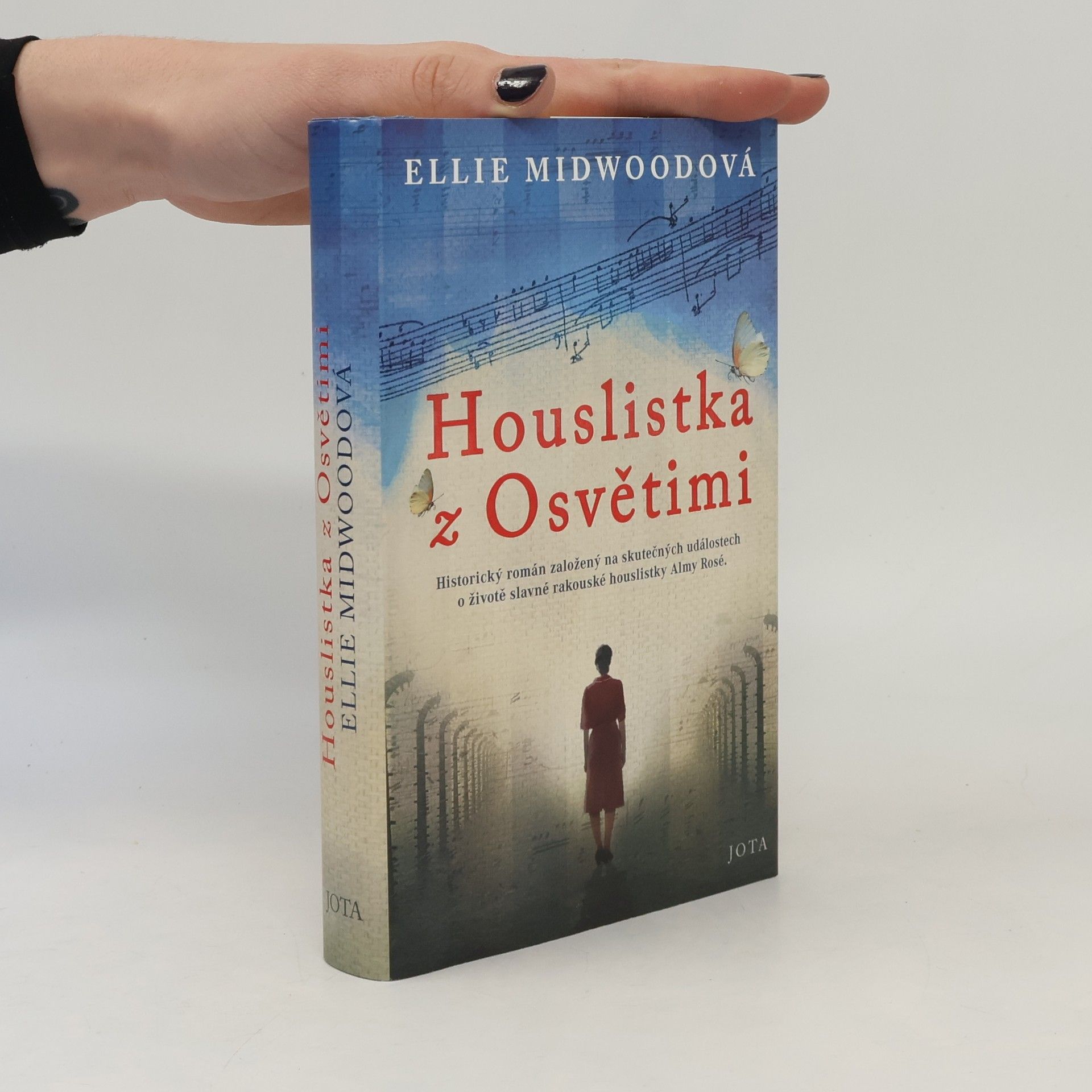 Ellie Midwood Houslistka z Osvětimi