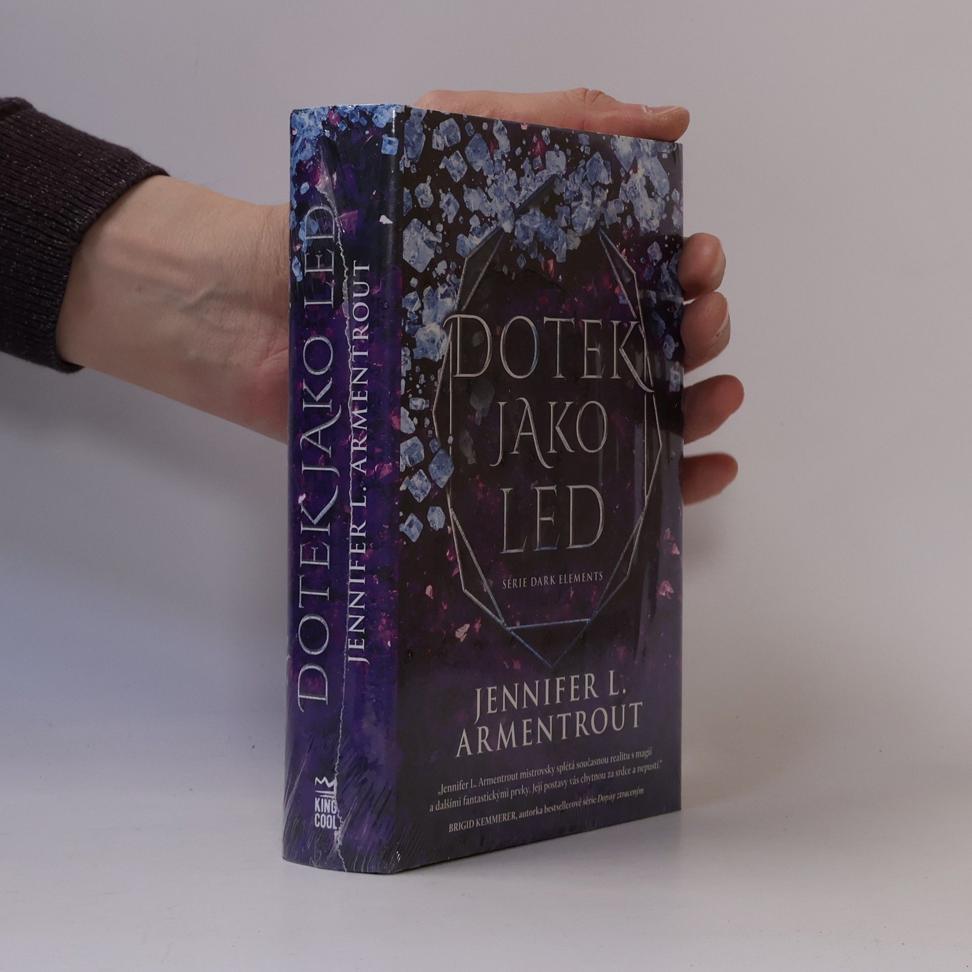 Jennifer L. Armentrout Dotek jako led