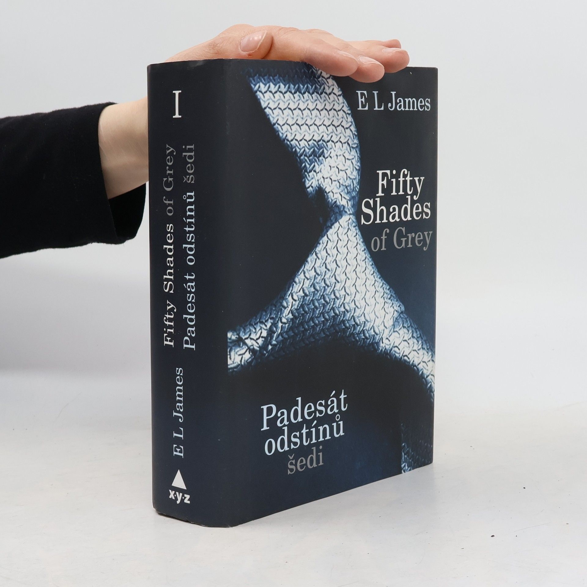 E L James Padesát odstínů šedi