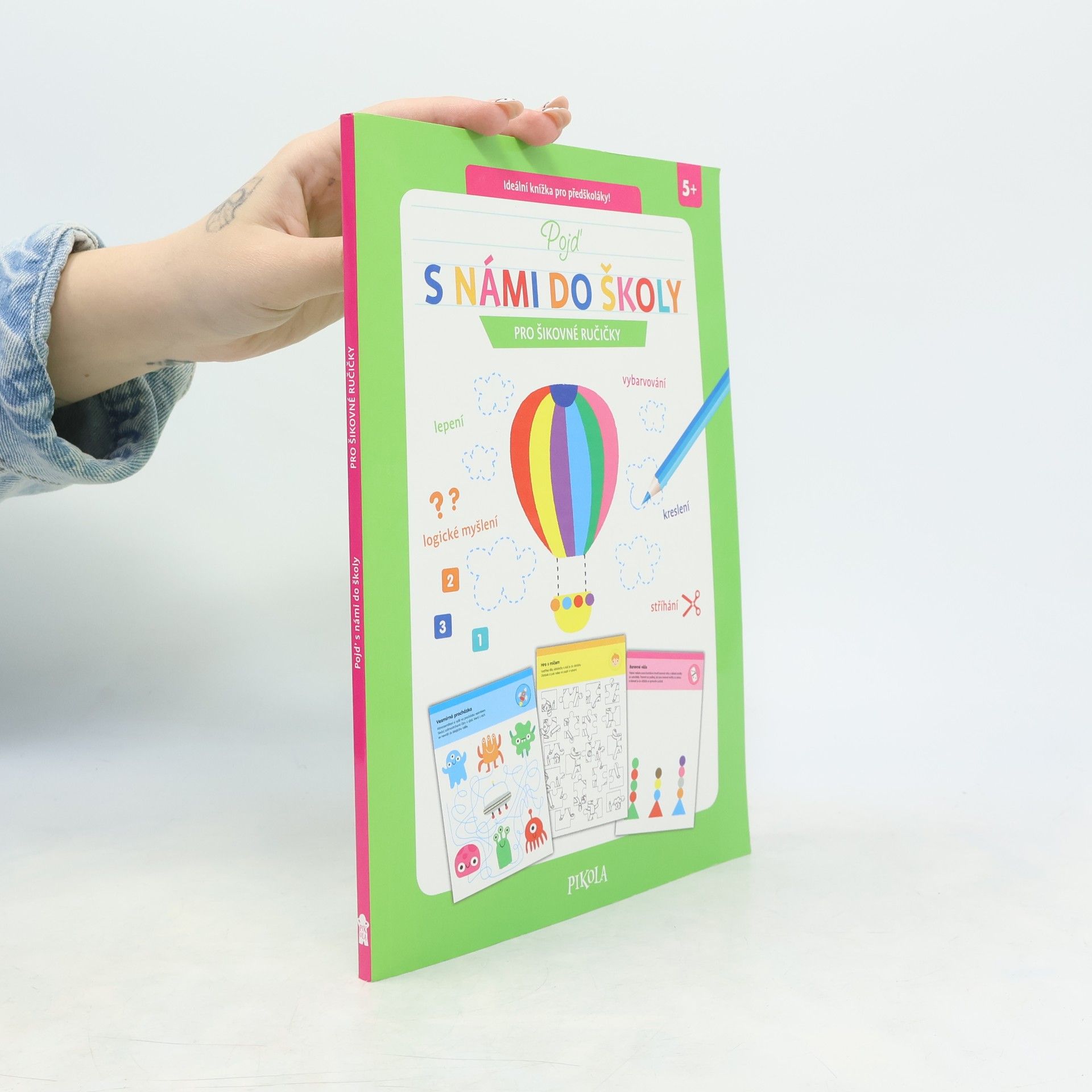 Lucie Šavlíková Pojď s námi do školy