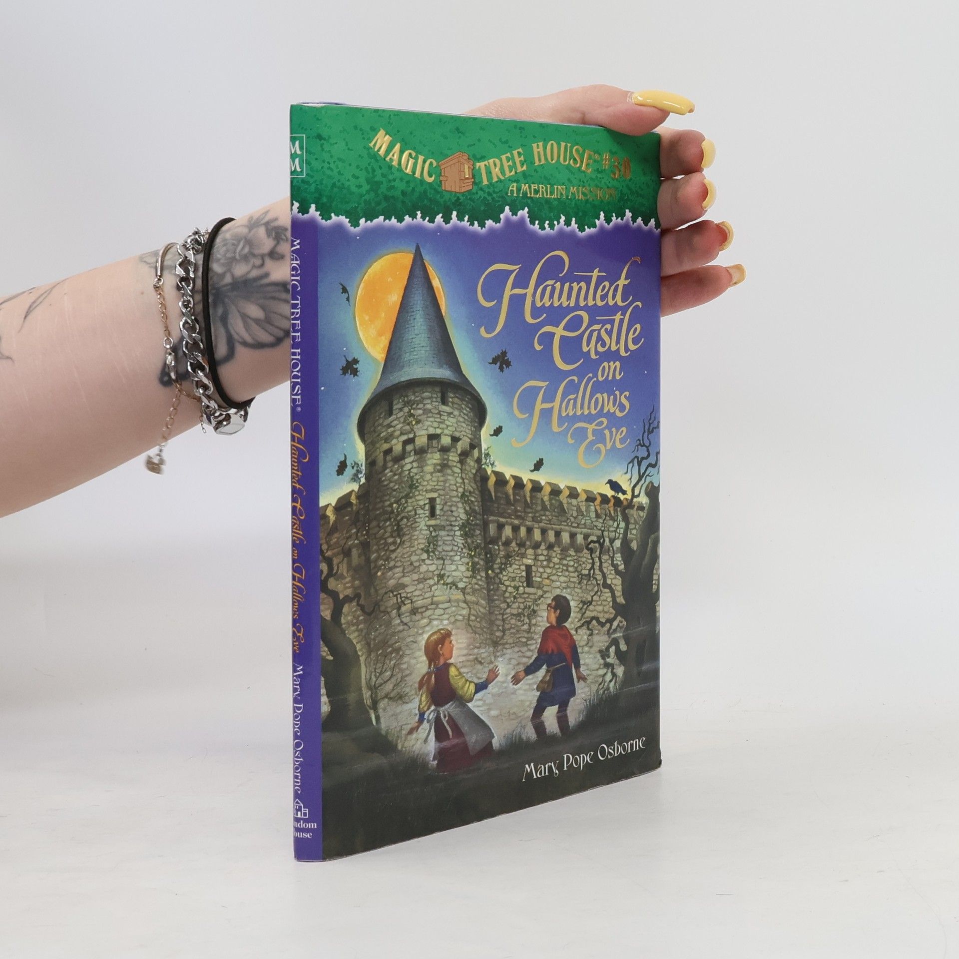 Mary Pope Osborne Haunted Castle on Hallows Eve