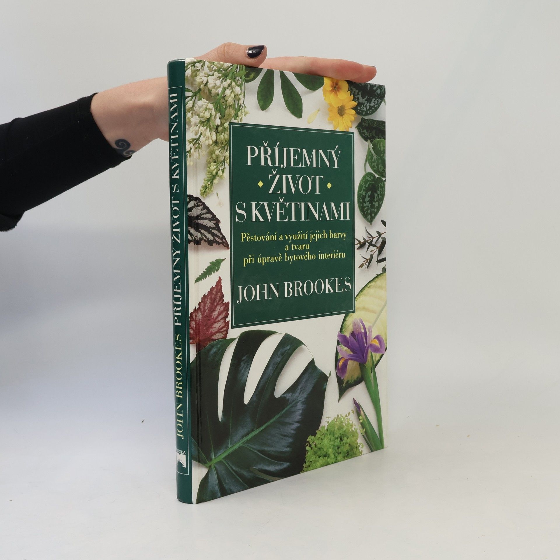 John Brookes Příjemný život s květinami