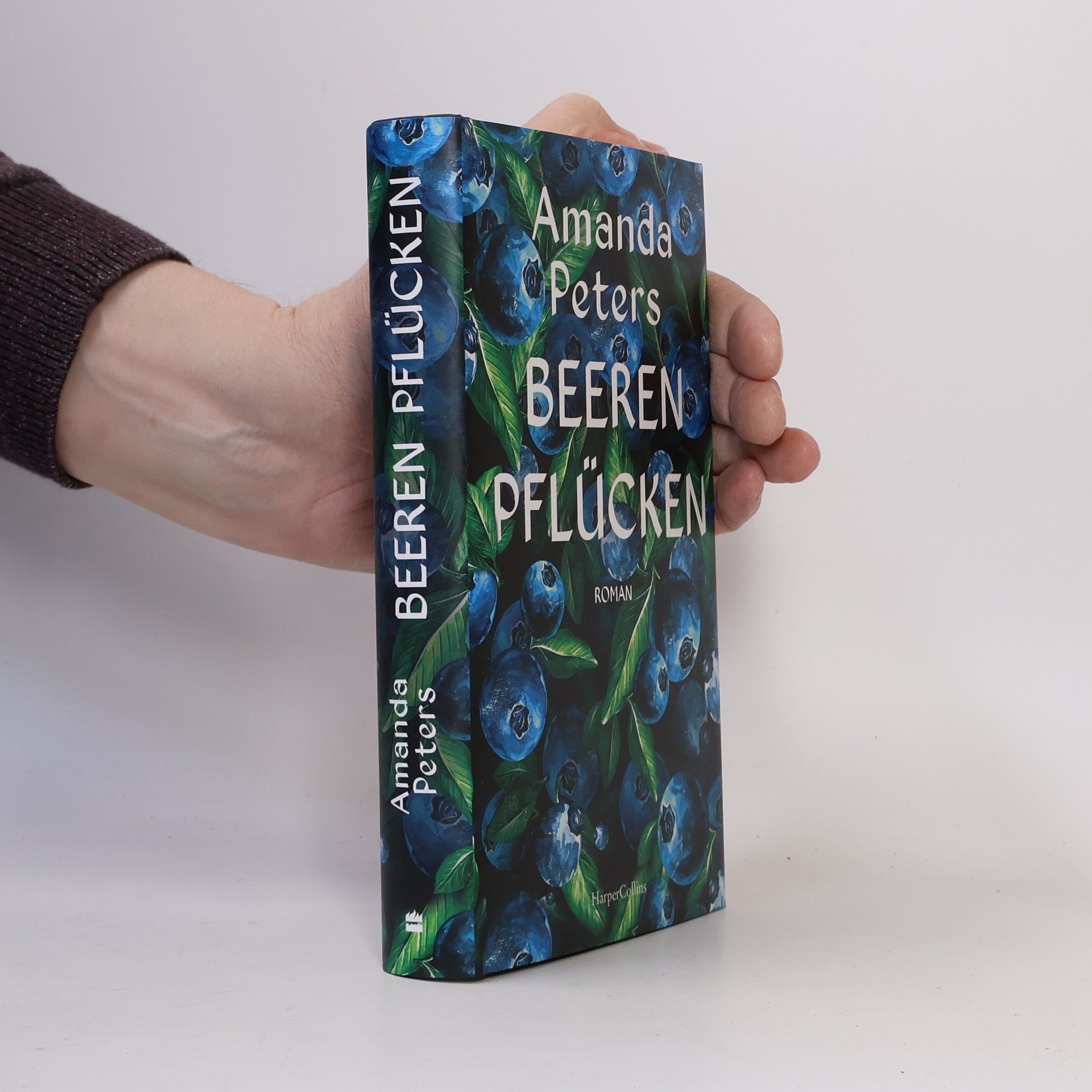 Amanda Nimon-Peters Beeren pflücken