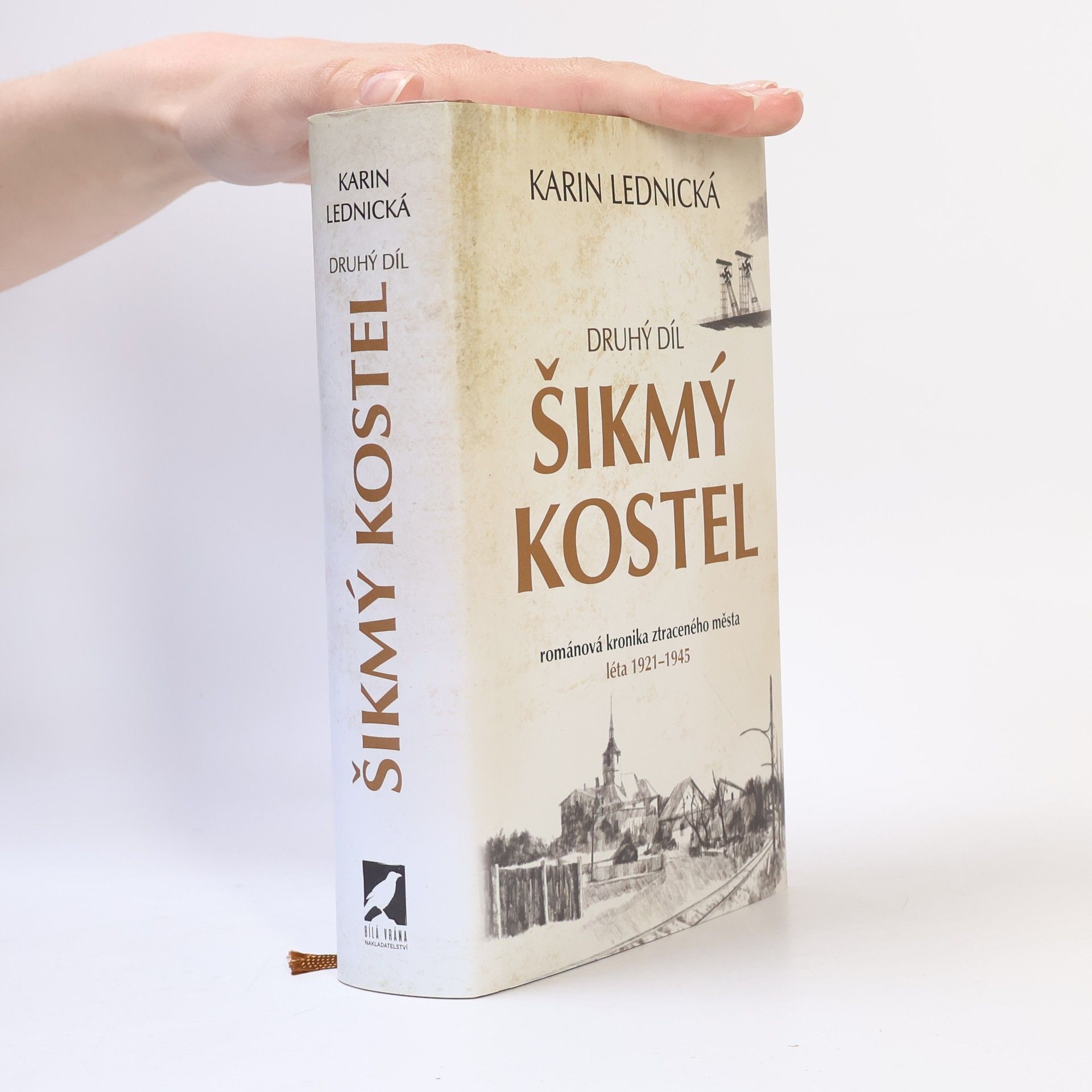 Karin Lednická Šikmý kostel 2