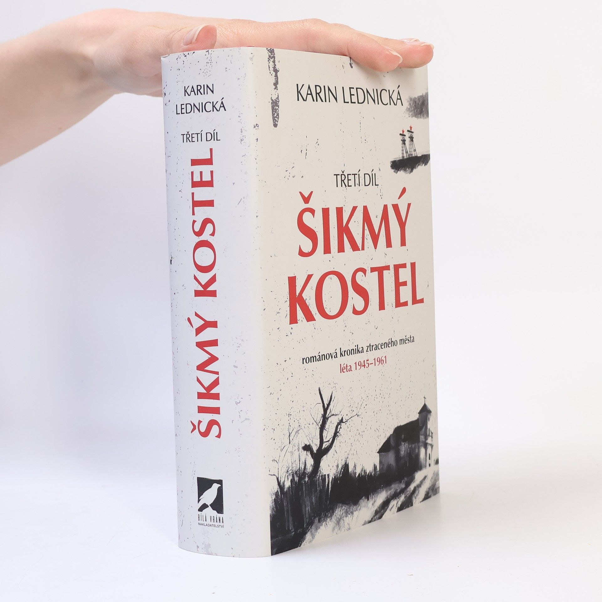 Karin Lednická Šikmý kostel 3