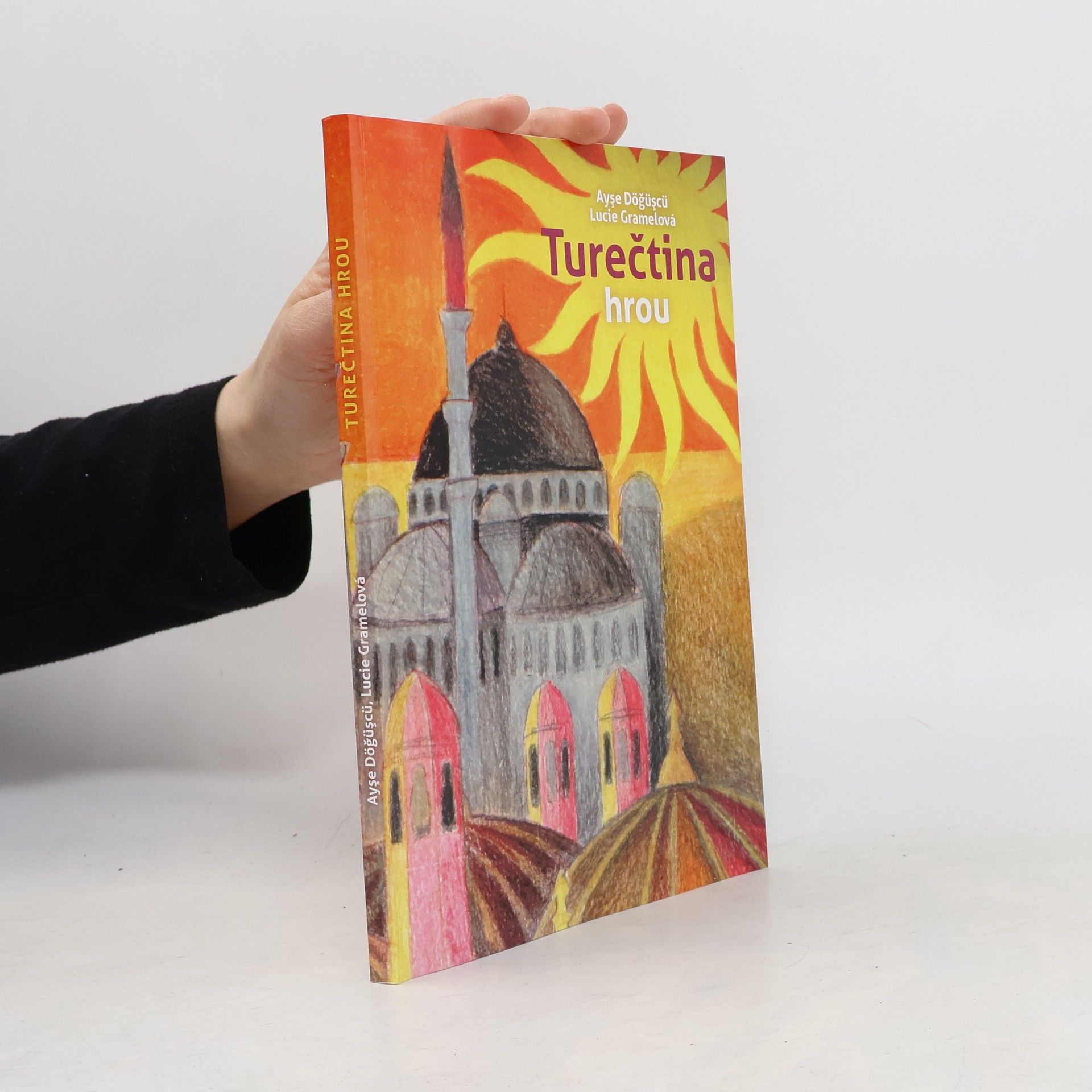 Ayşe Döğüşcü Turečtina hrou