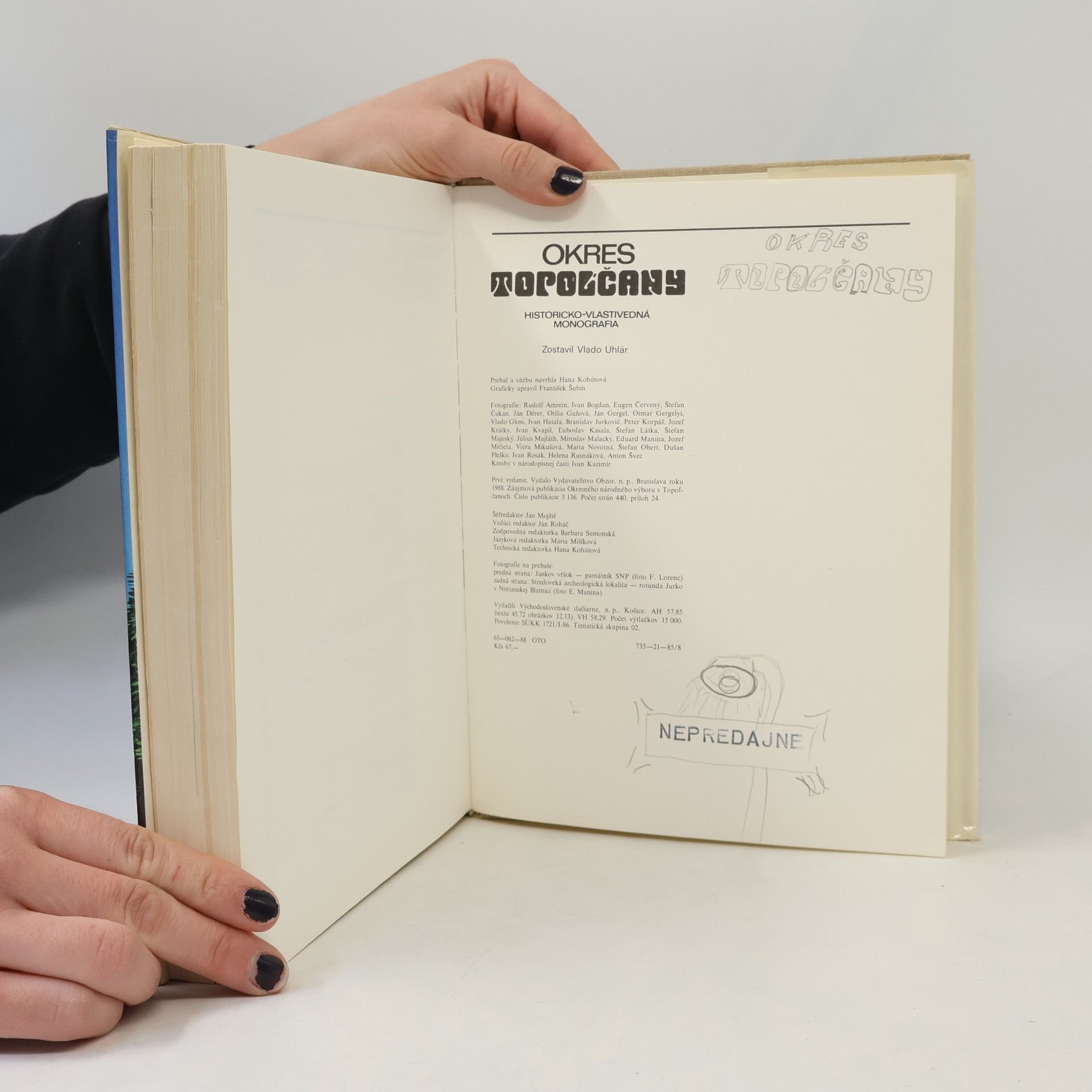Vlado Uhlár Okres Topoĺčany. Historicko-vlastivedná monografia
