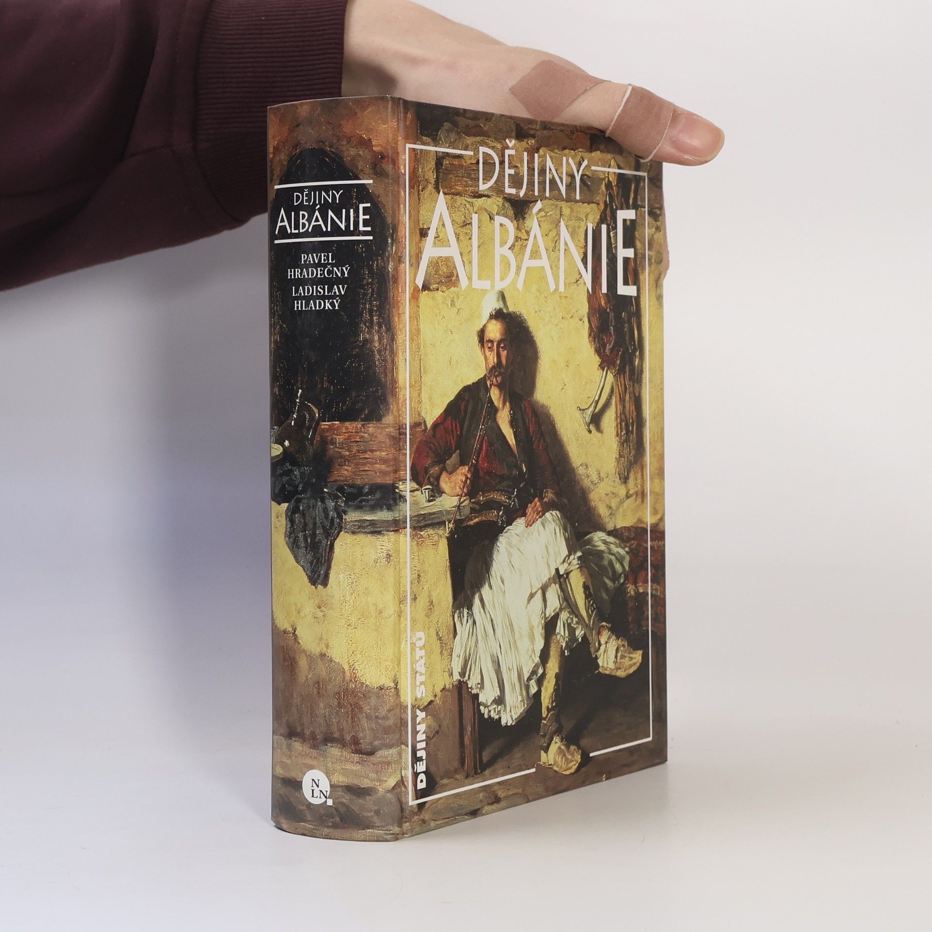 Virgjil Monari Dějiny Albánie