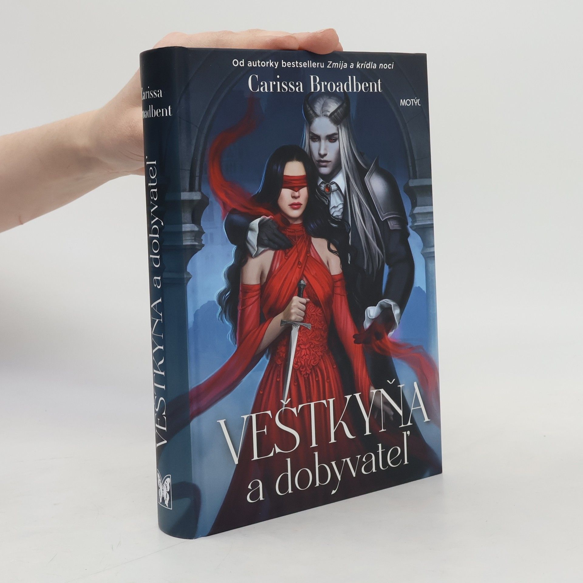 Carissa Broadbent Veštkyňa a dobyvateľ