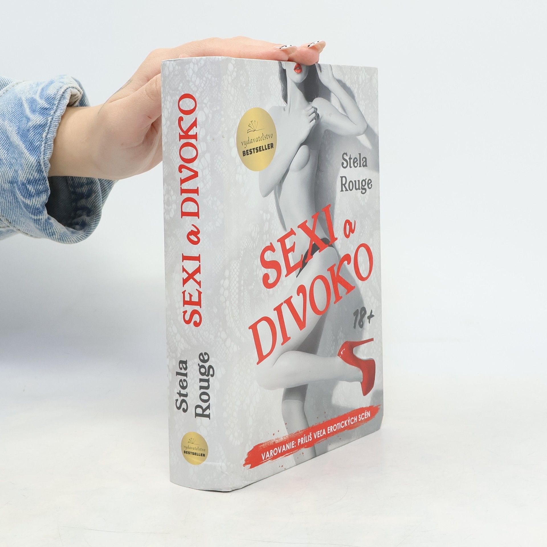 Stela Rouge Sexi a divoko